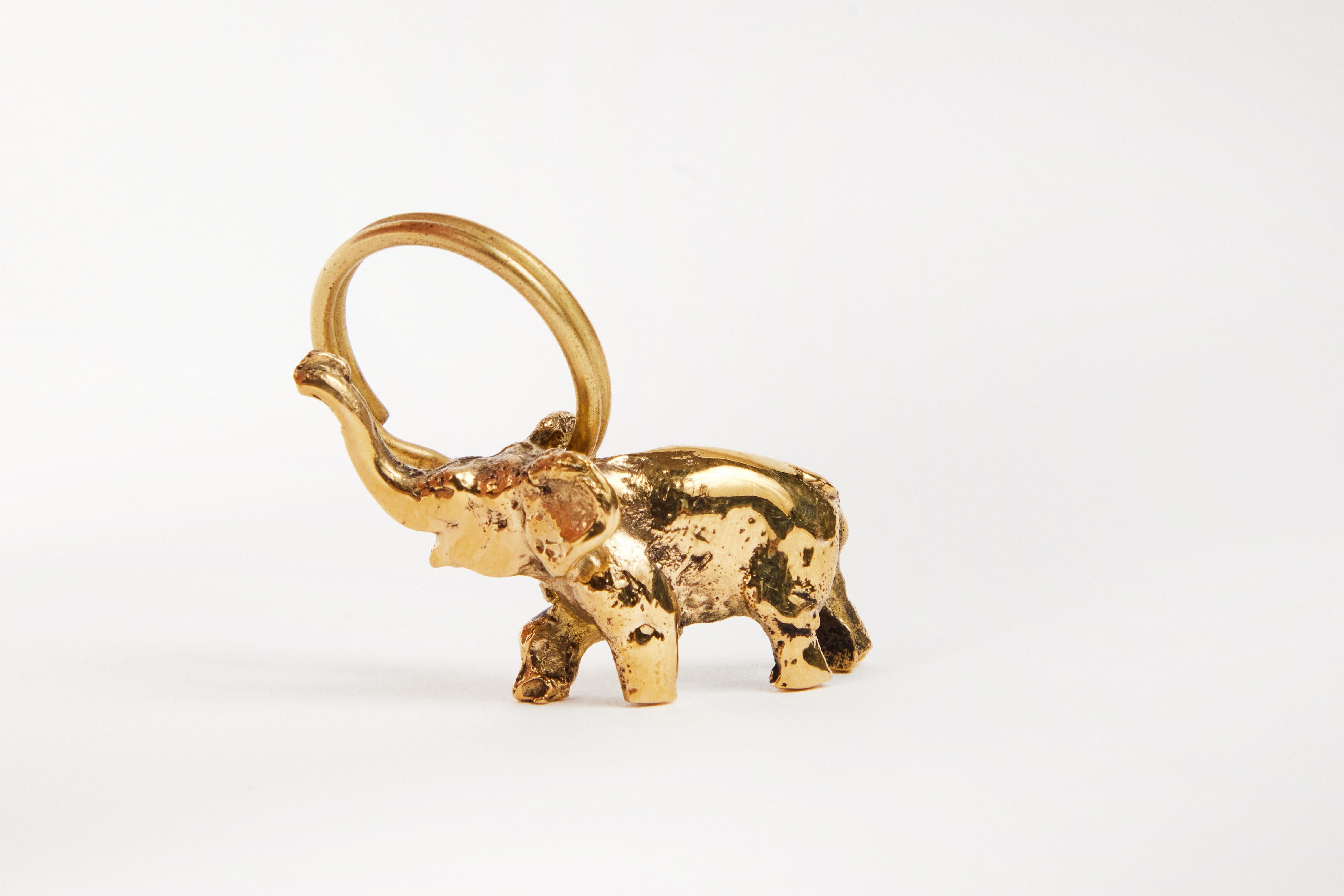 Carl Auböck Model #5607 'Elephant' Brass Figurine Keyring In New Condition For Sale In Glendale, CA