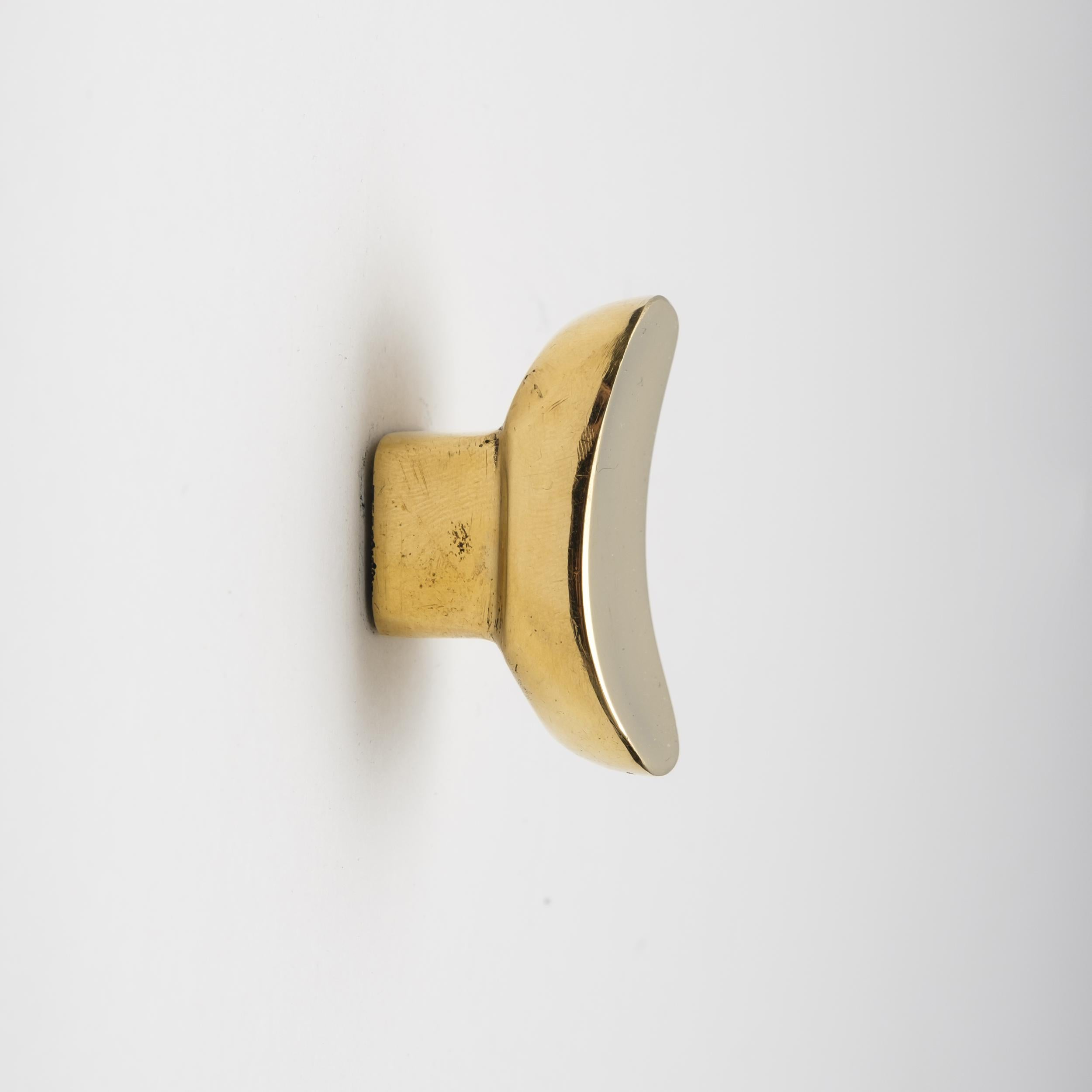 Carl Auböck Model #9038 Polished Brass Knob For Sale 8