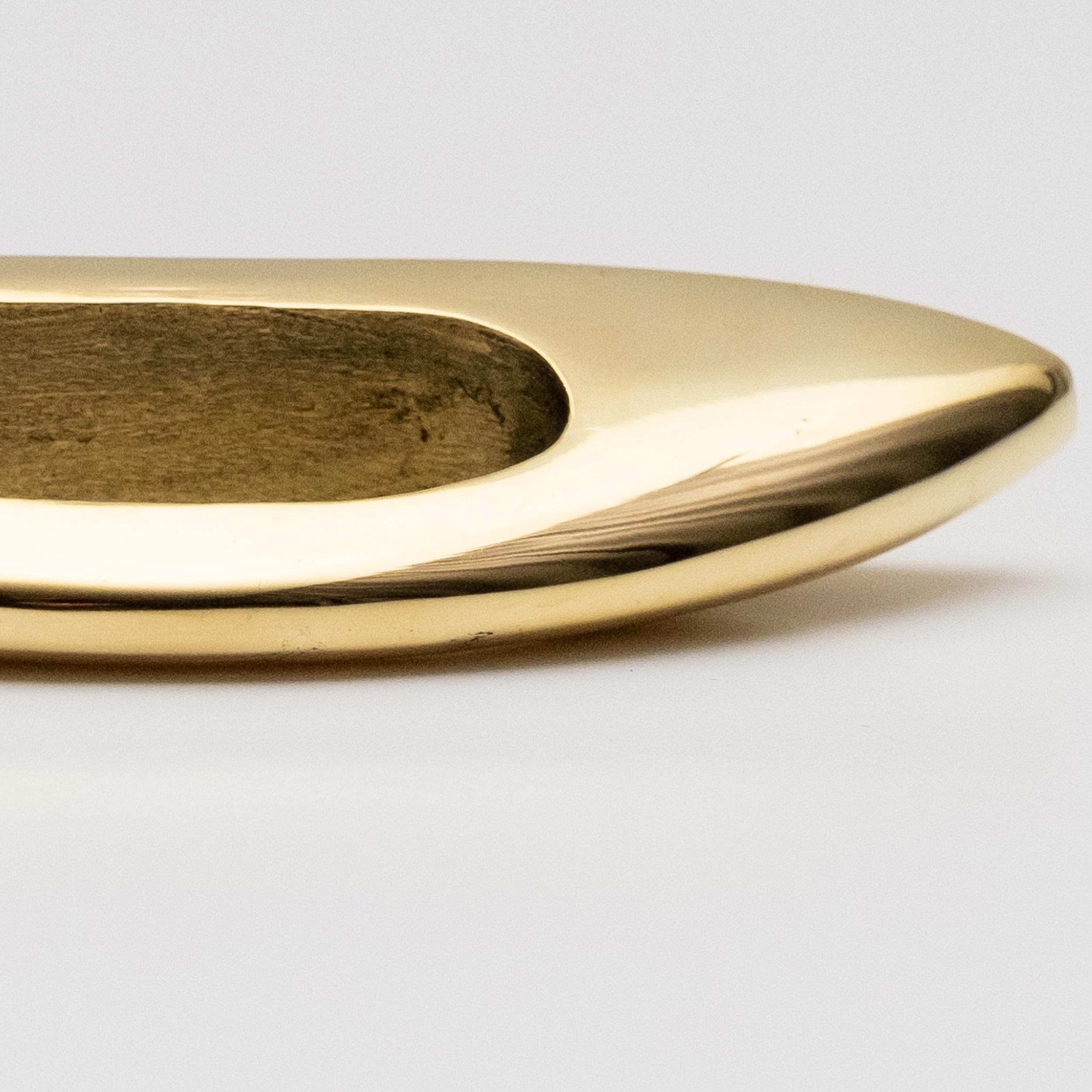Carl Auböck Model #9037 'Bow' Polished Brass Drawer Pull For Sale 3