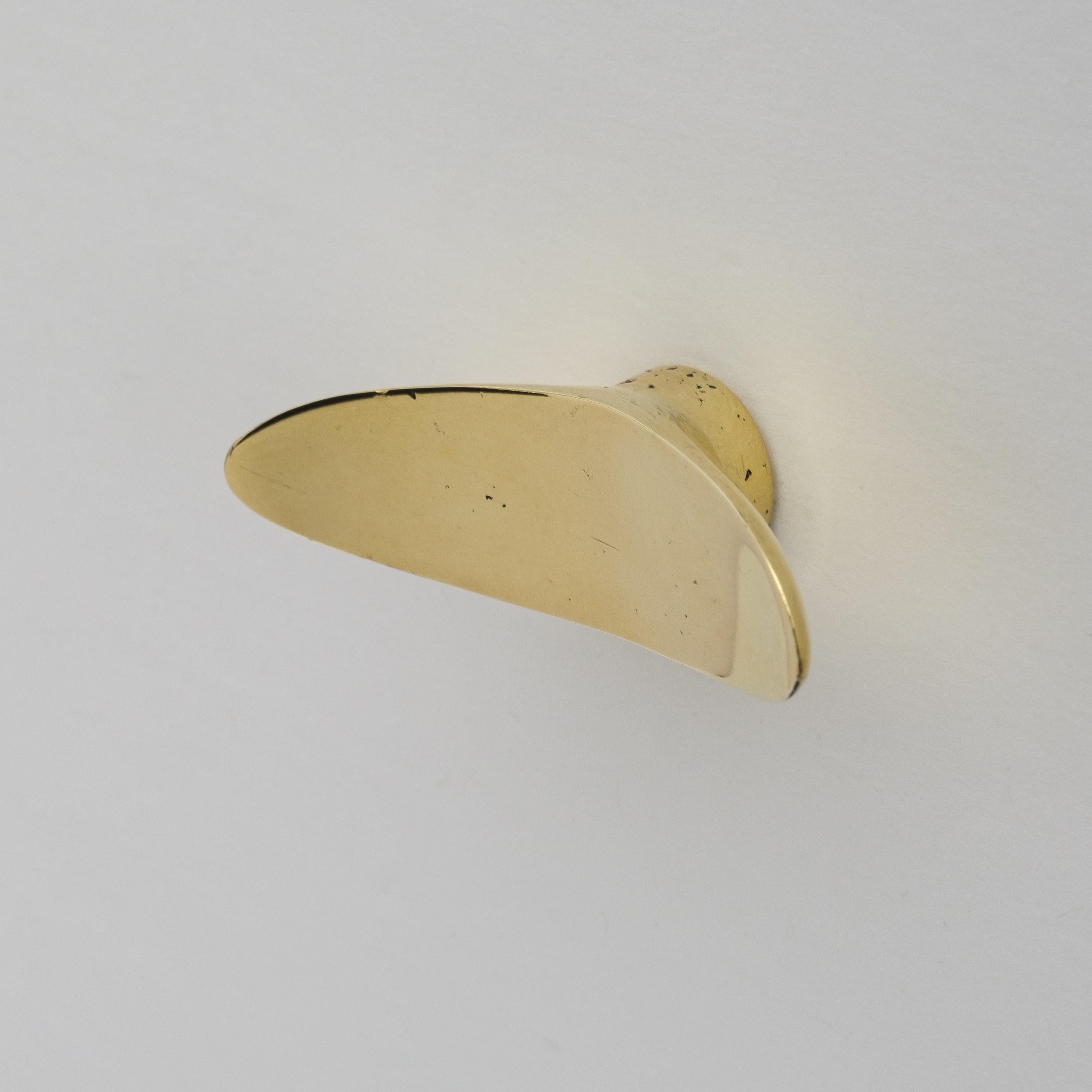 Carl Auböck Model #9070-1 Polished Brass Drawer Pull In New Condition For Sale In Glendale, CA