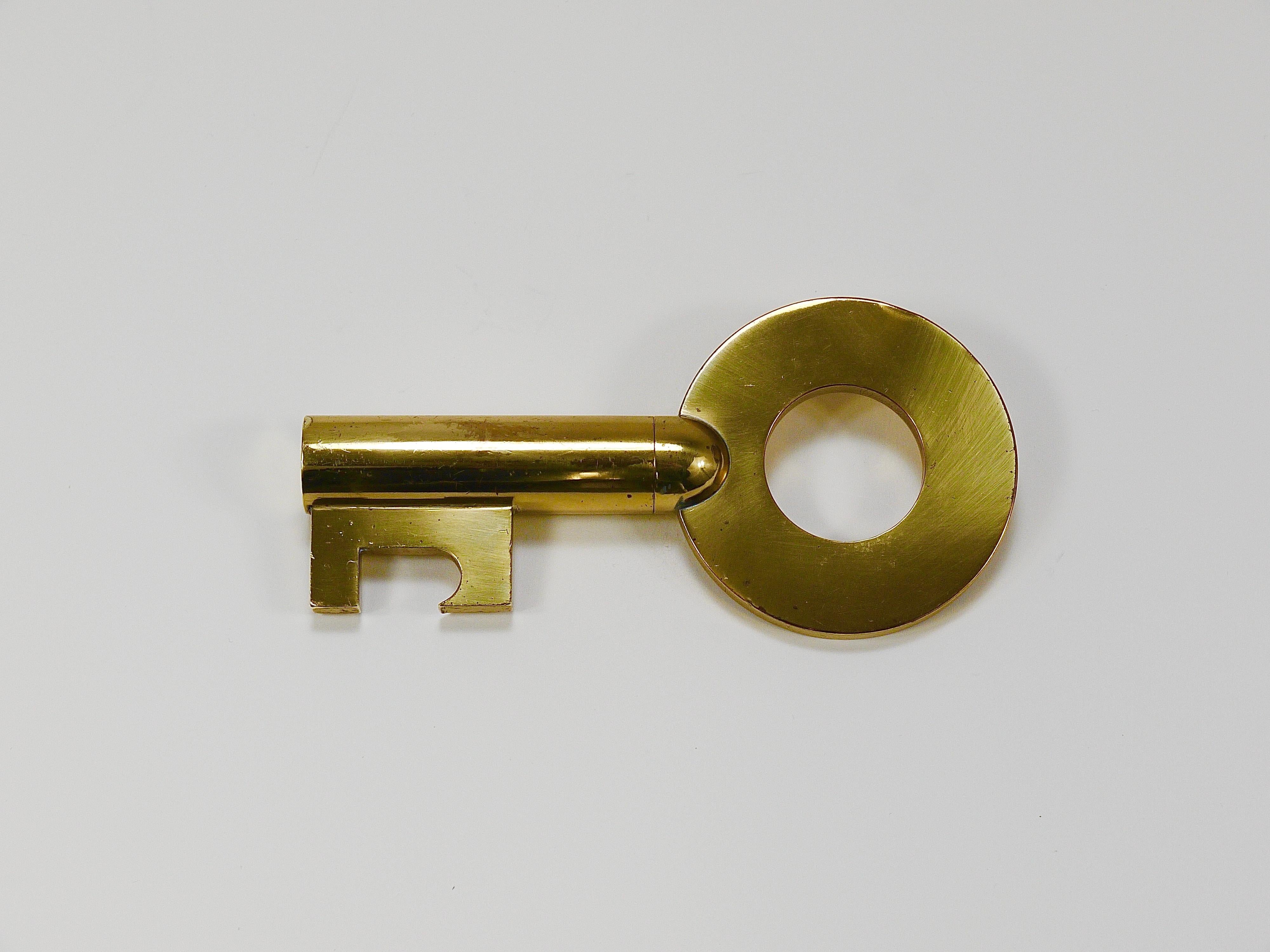 Carl Auböck Modern Key Großer Messingkorkenzieher, Flaschenöffner, Österreich, 1950er Jahre im Angebot 5