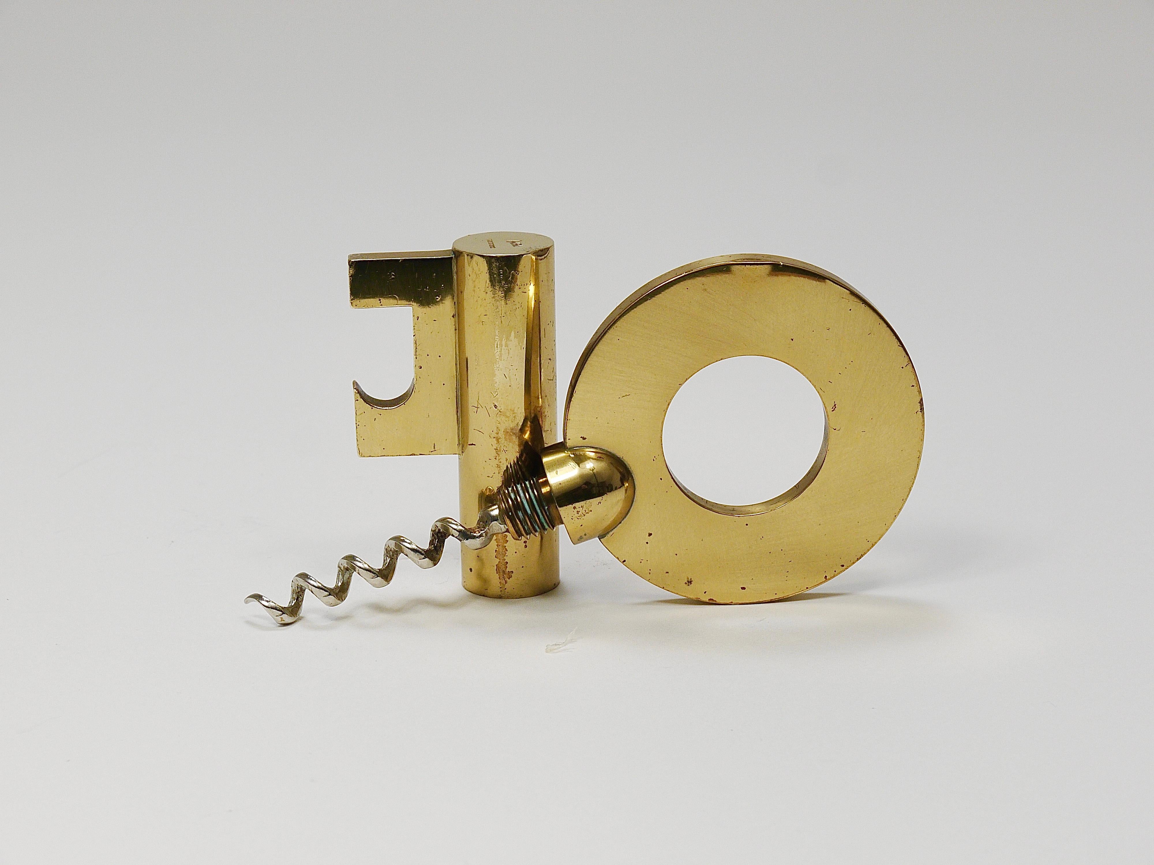 Carl Auböck Modern Key Großer Messingkorkenzieher, Flaschenöffner, Österreich, 1950er Jahre im Zustand „Gut“ im Angebot in Vienna, AT