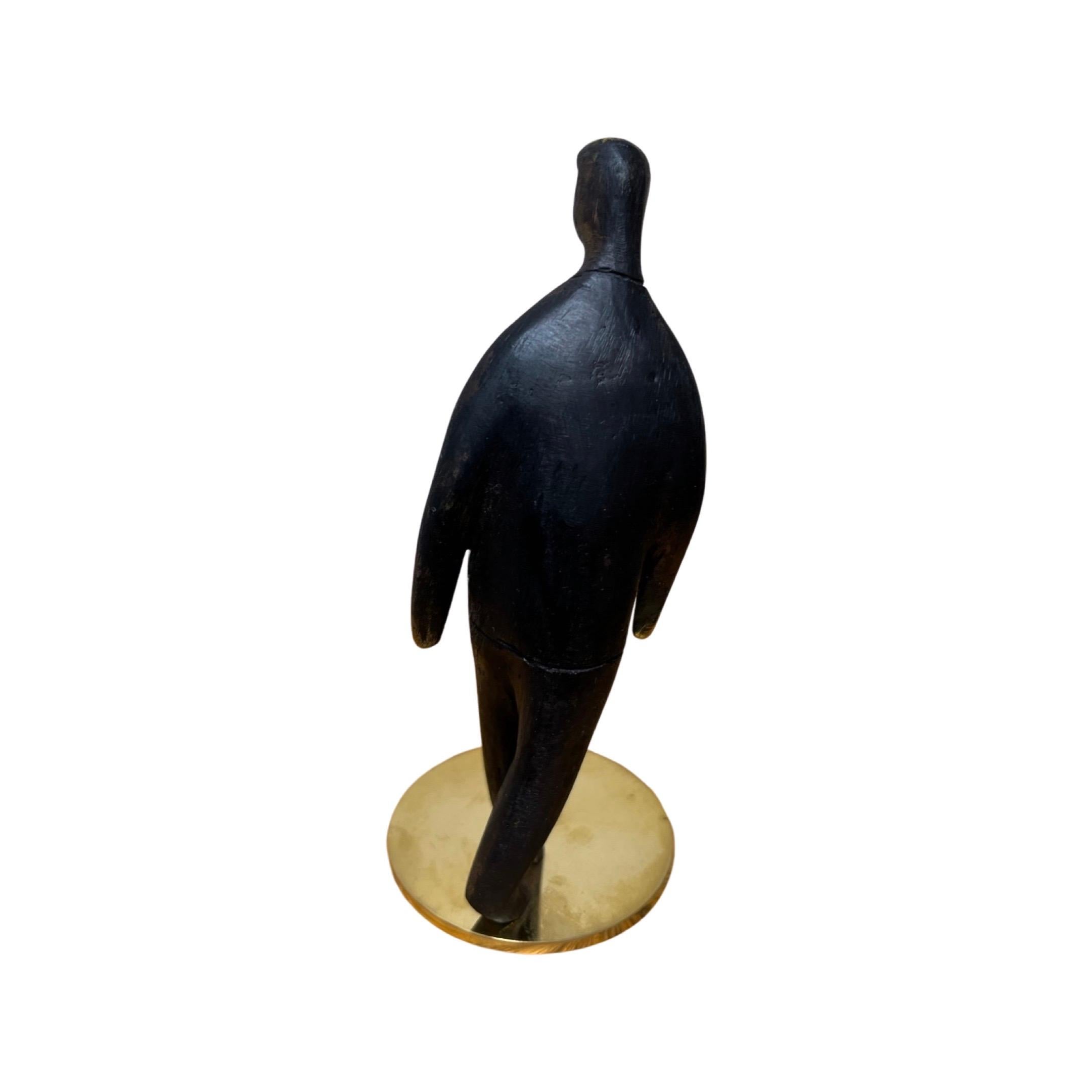 Carl Aubock Patinierte Messing-Figurenskulptur „Walking“ #4058 (21. Jahrhundert und zeitgenössisch) im Angebot