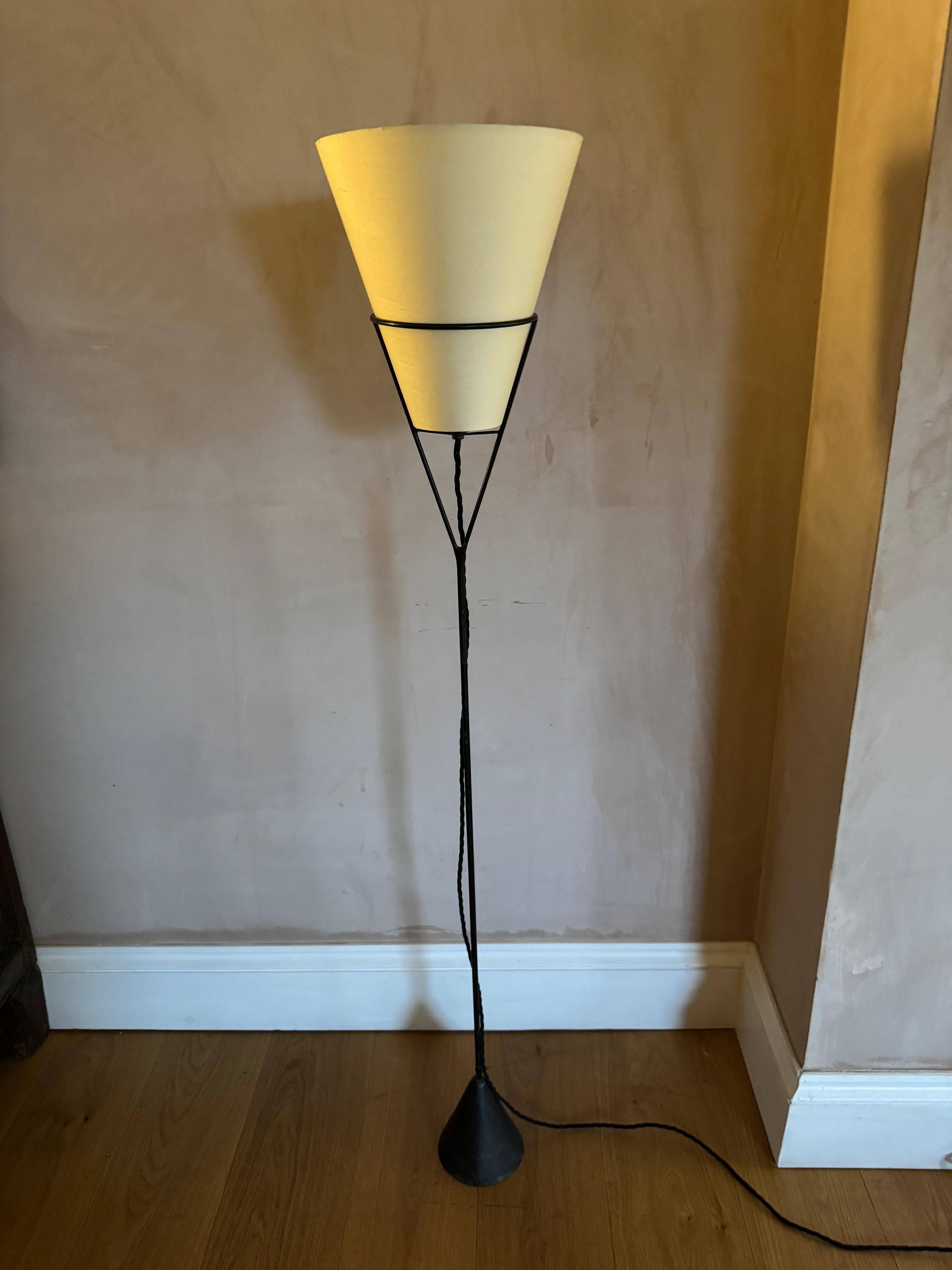 Lámpara de pie Carl Aubock rara 1ª edición Vice Versa Austríaco en venta