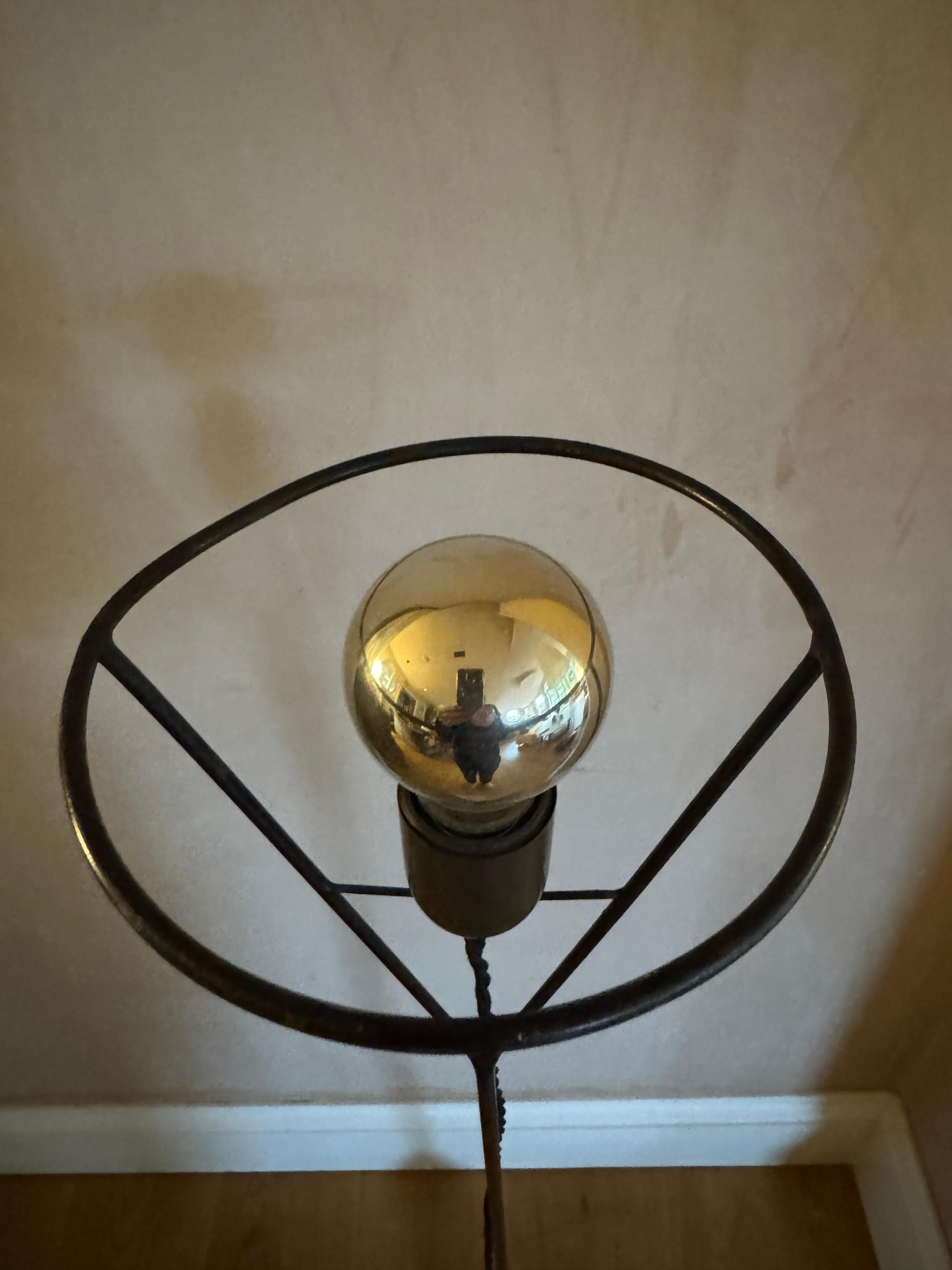 Lámpara de pie Carl Aubock rara 1ª edición Vice Versa en Bueno estado para la venta en London, GB