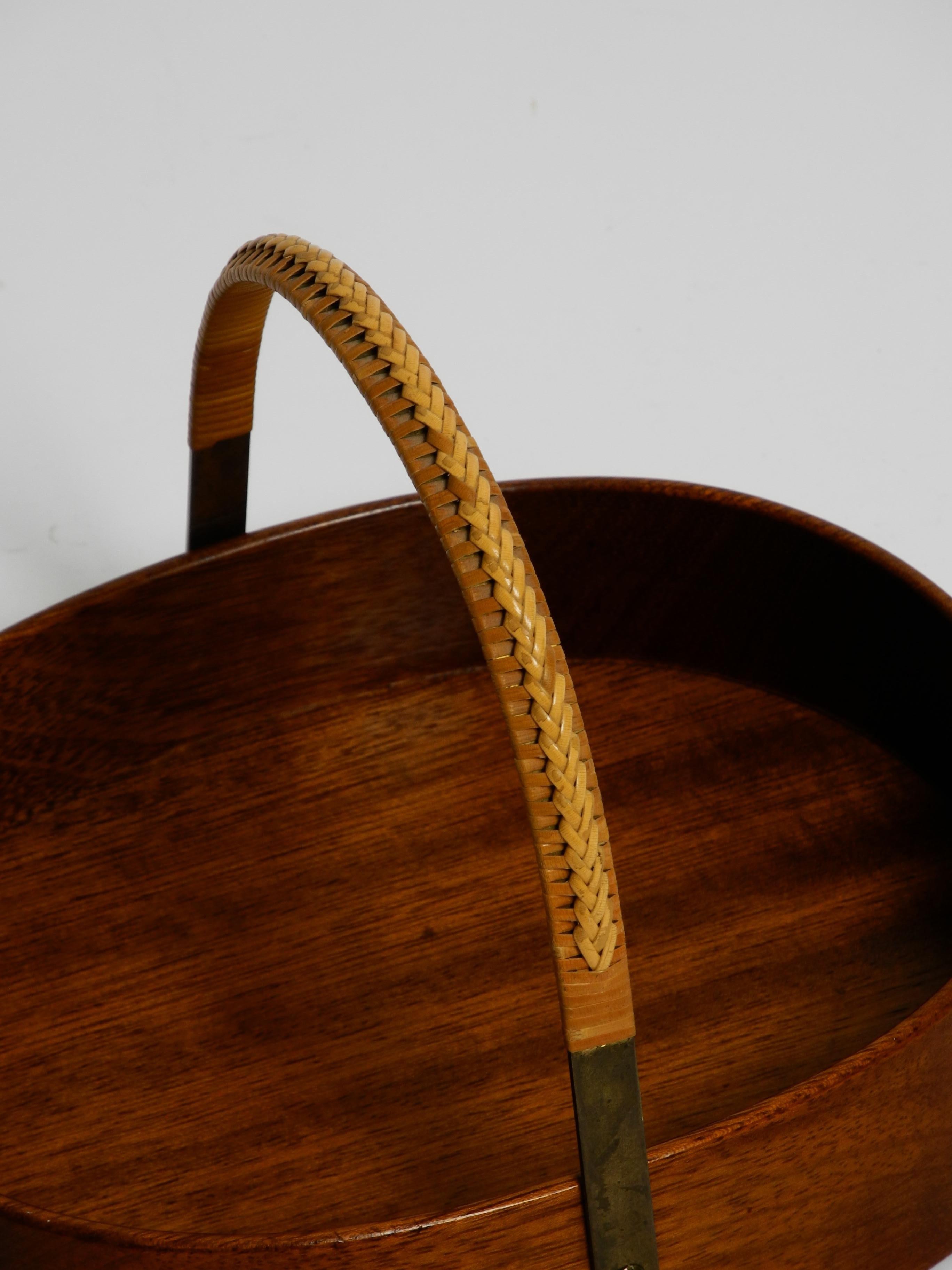 Mid Century Carl Auböck Teak Bowl with Brass and Rattan Handle, Austria 1950s In Good Condition In München, BY