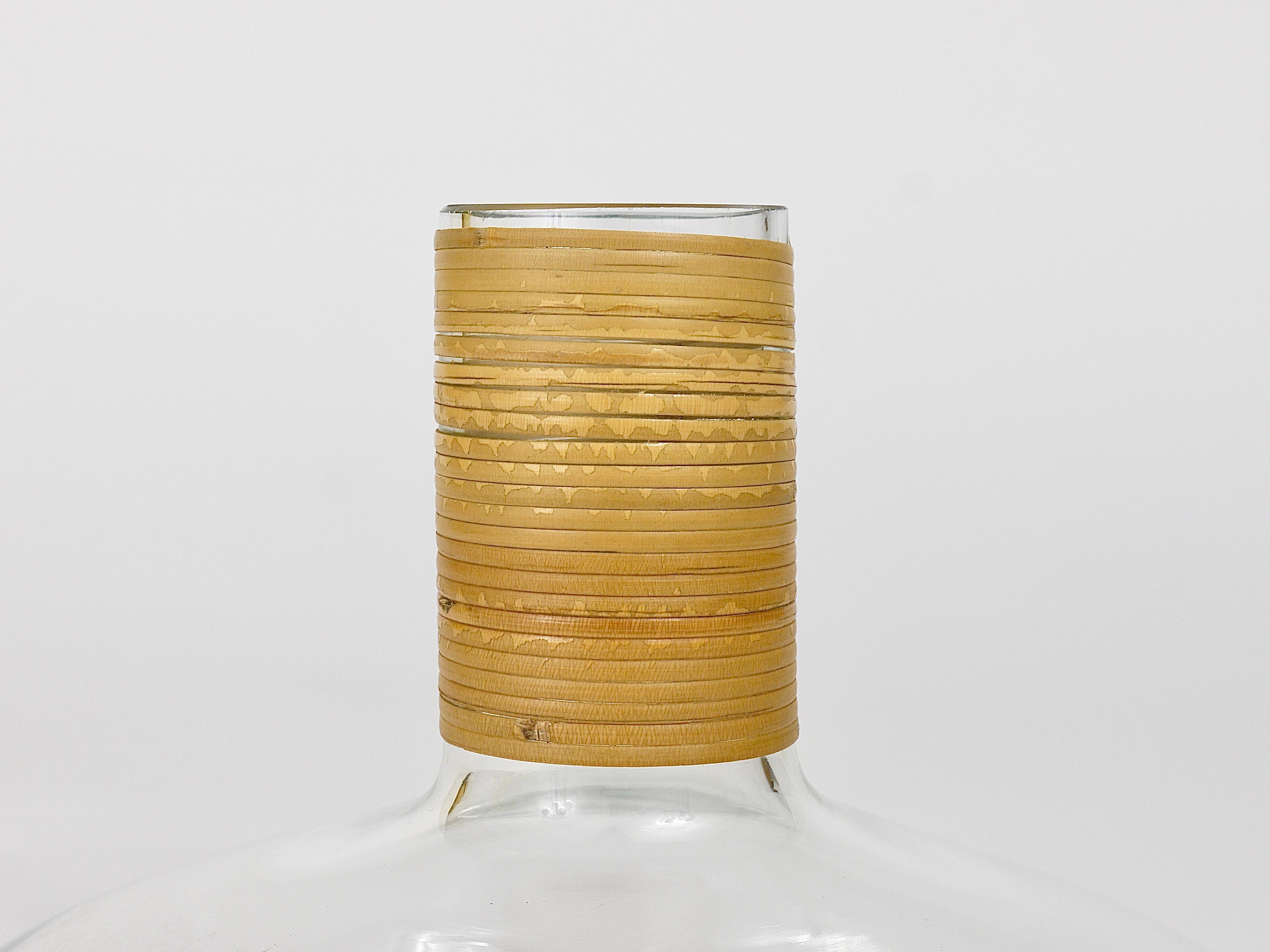 Vaso o decanter Carl Aubock con piano in vimini, metà del secolo scorso, Austria, anni '50 in vendita 1