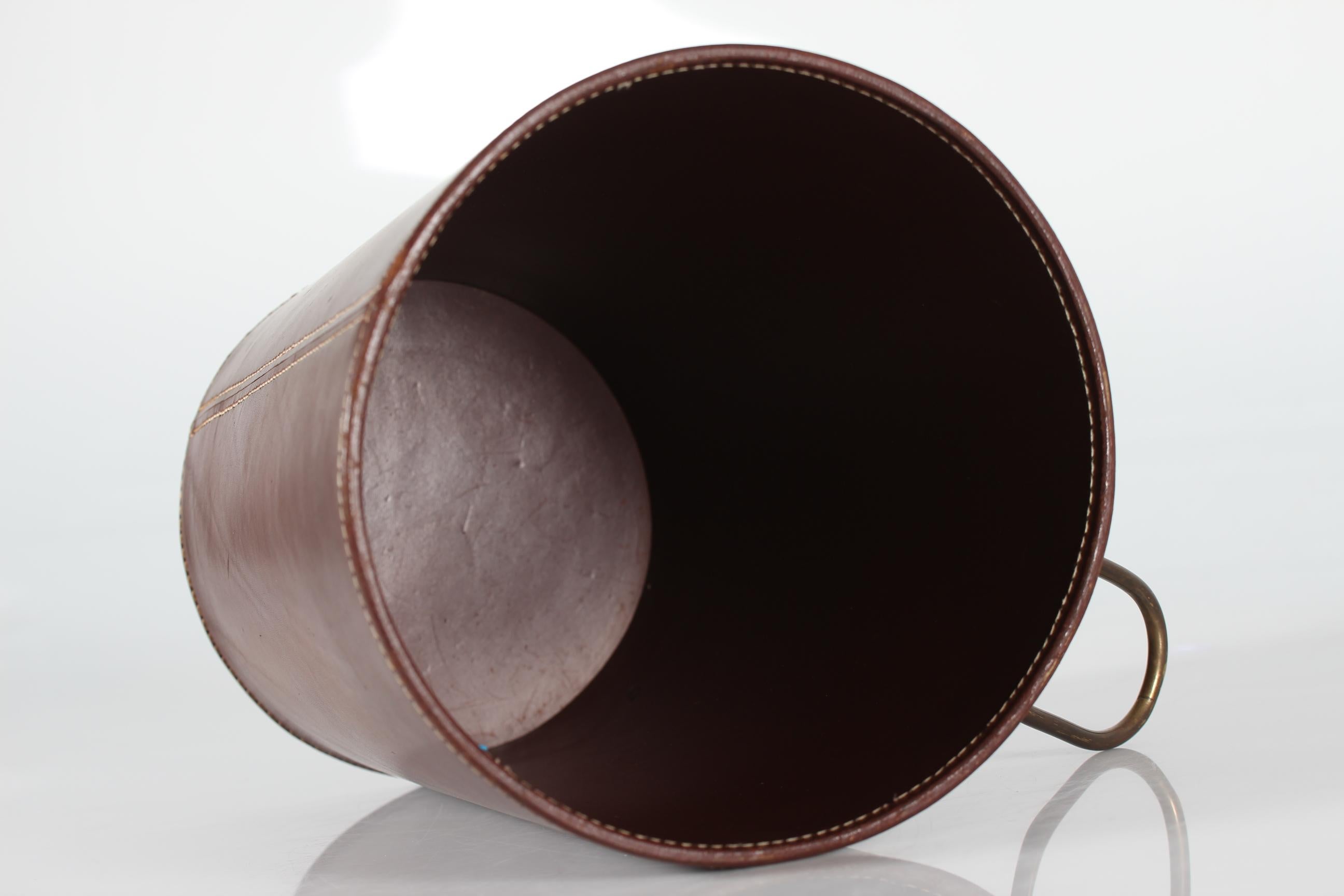 Carl Auböck Wastepaper Basket of Genuine Dark Brown Leather by Illums, 1970s In Good Condition In Aarhus C, DK