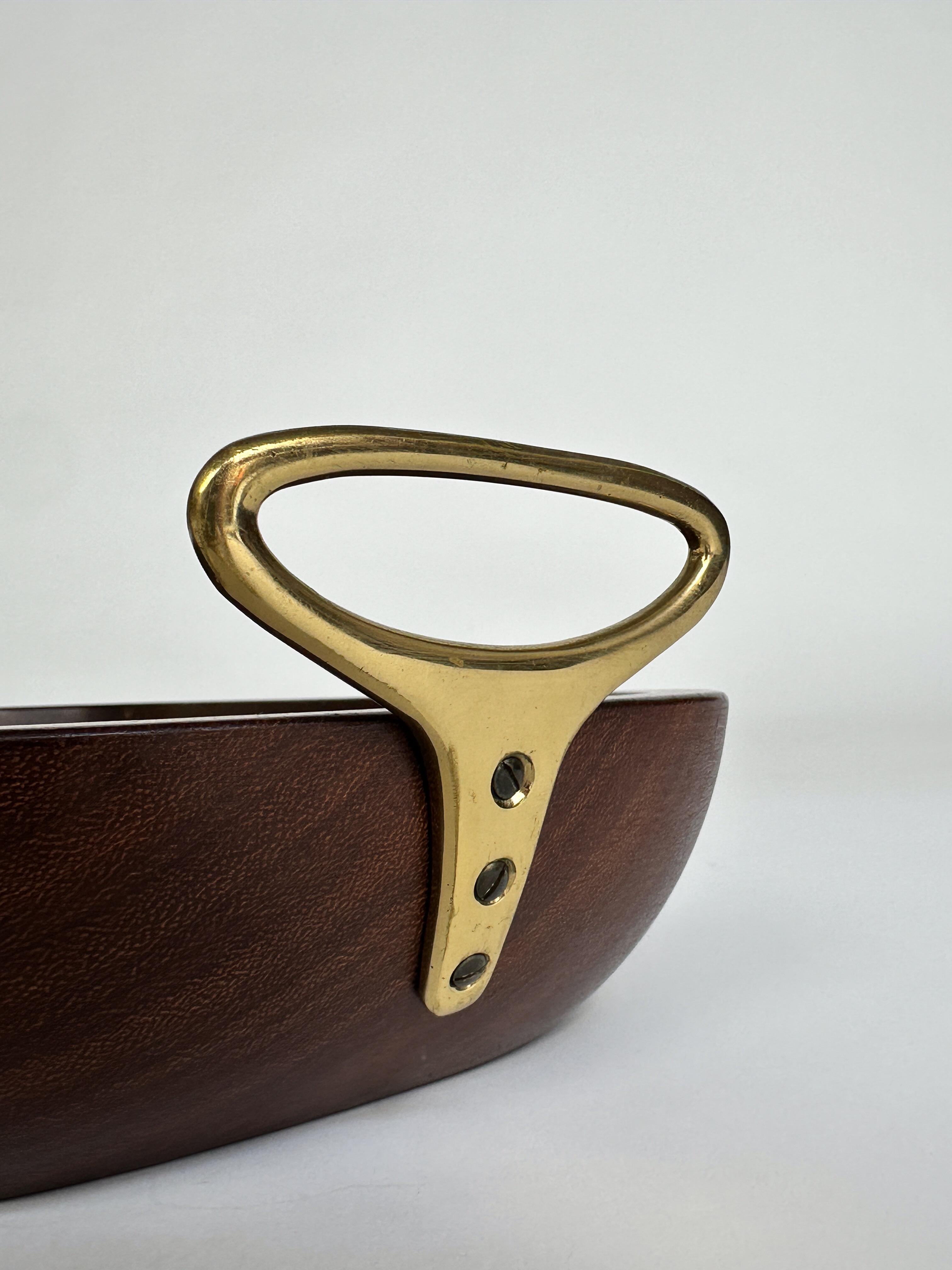 Carl Auböck Holzschale Messing Griffe Nussschale Obstschale Wien Österreich 1950er Jahre im Angebot 3