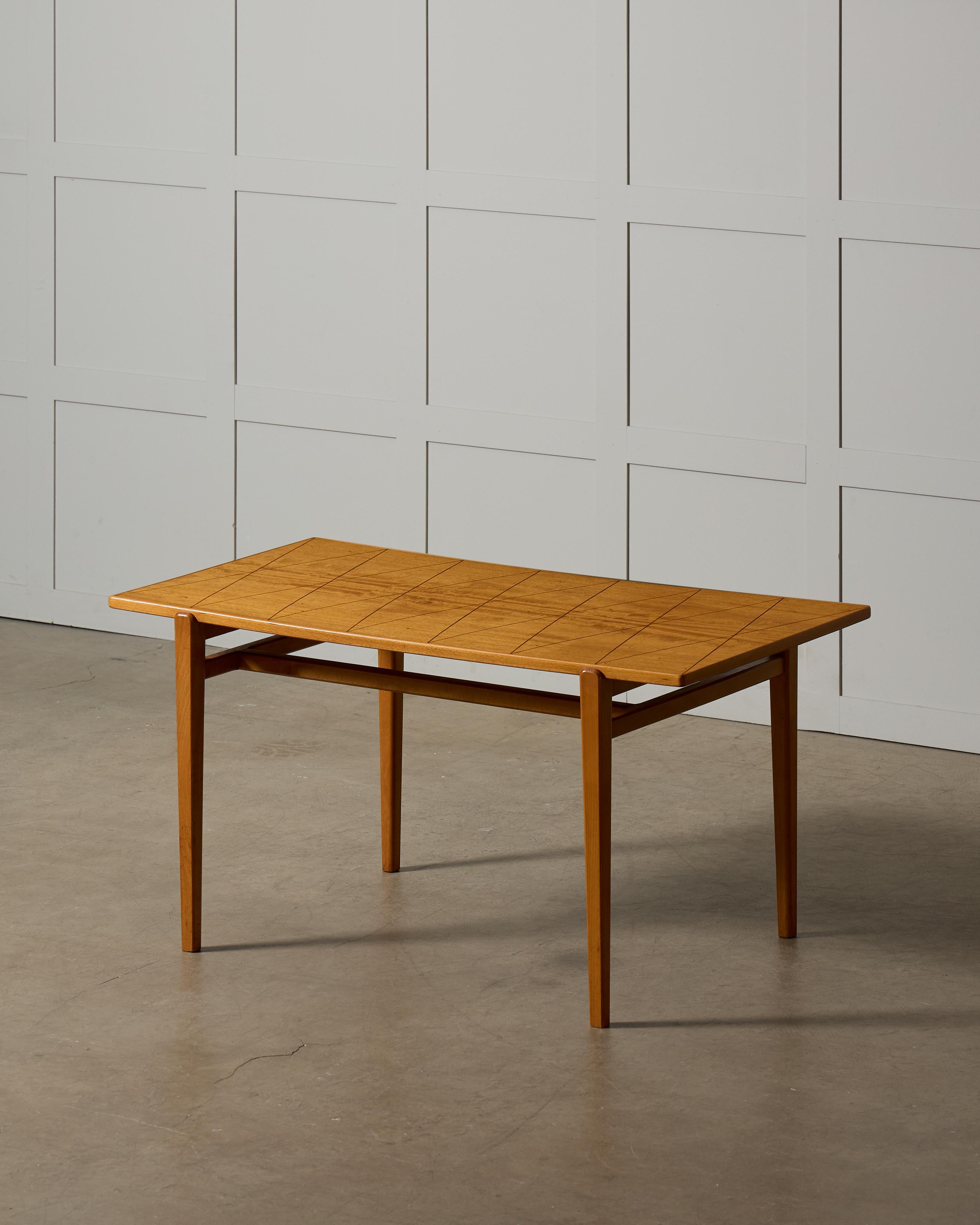 Coffee table / side table by Carl-Axel Acking, 1950s. Produced by Bodafors.