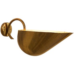 Aplique Carl-Axel Acking de latón perforado