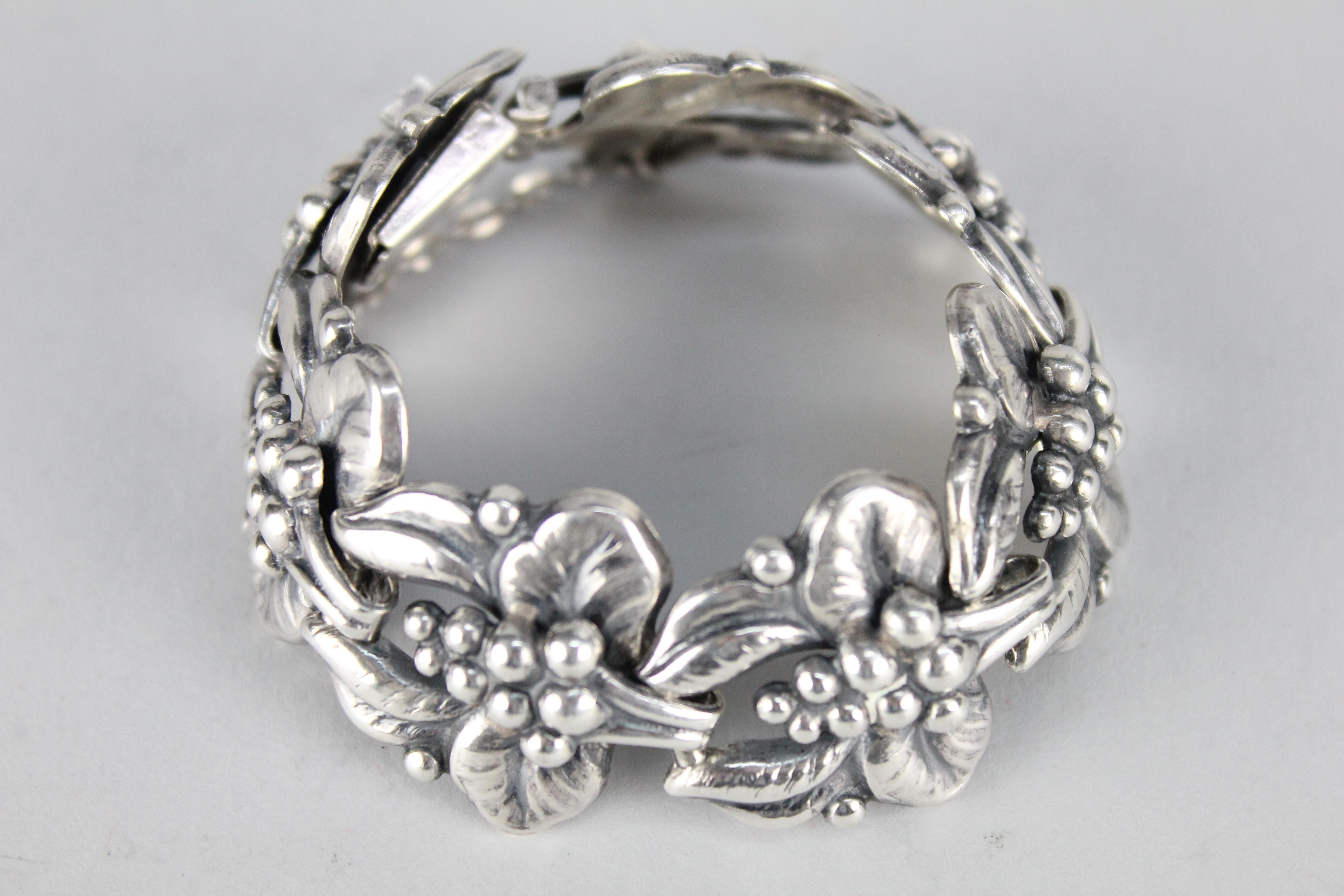 Carl Brumberg-Hansen, Danish 1940s Sterling Silver Bracelet In Good Condition In Skanninge, SE