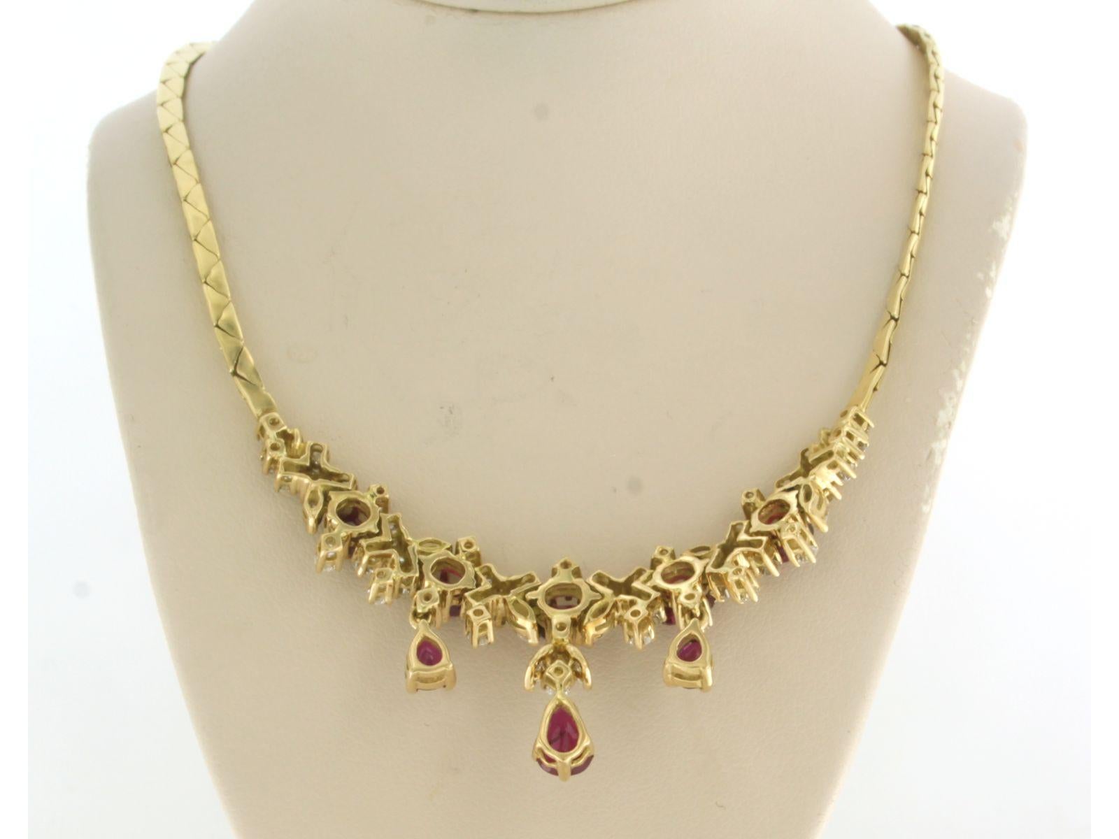 CARL BUCHERER - Choker serti de rubis et de diamants en or jaune 18 carats en vente 1