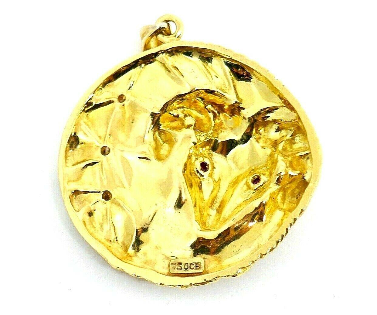 carl bucherer gold pendant