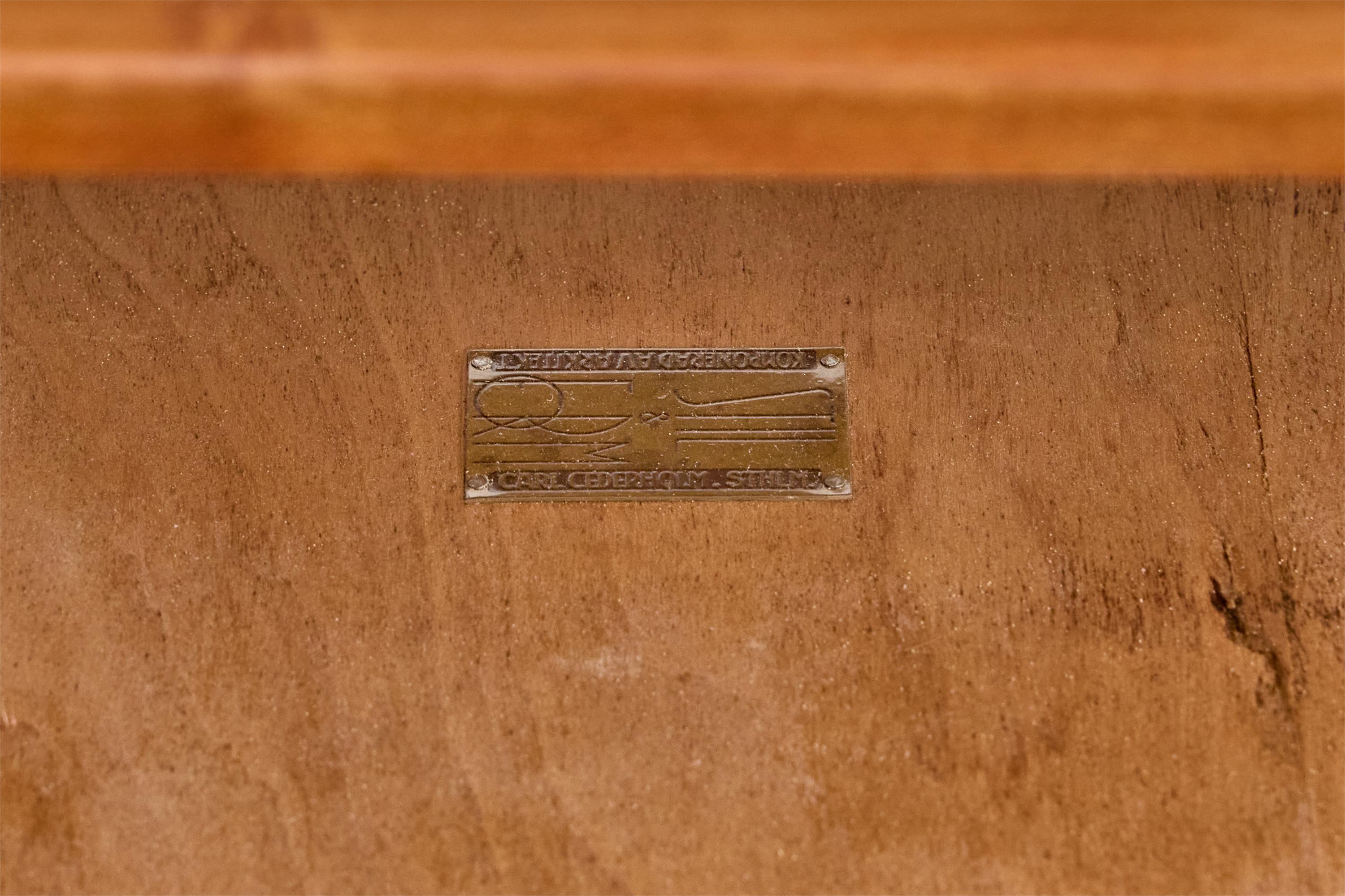 Carl Cederholm, Side Table, Walnut, Pine, Sweden, 1940s For Sale 3