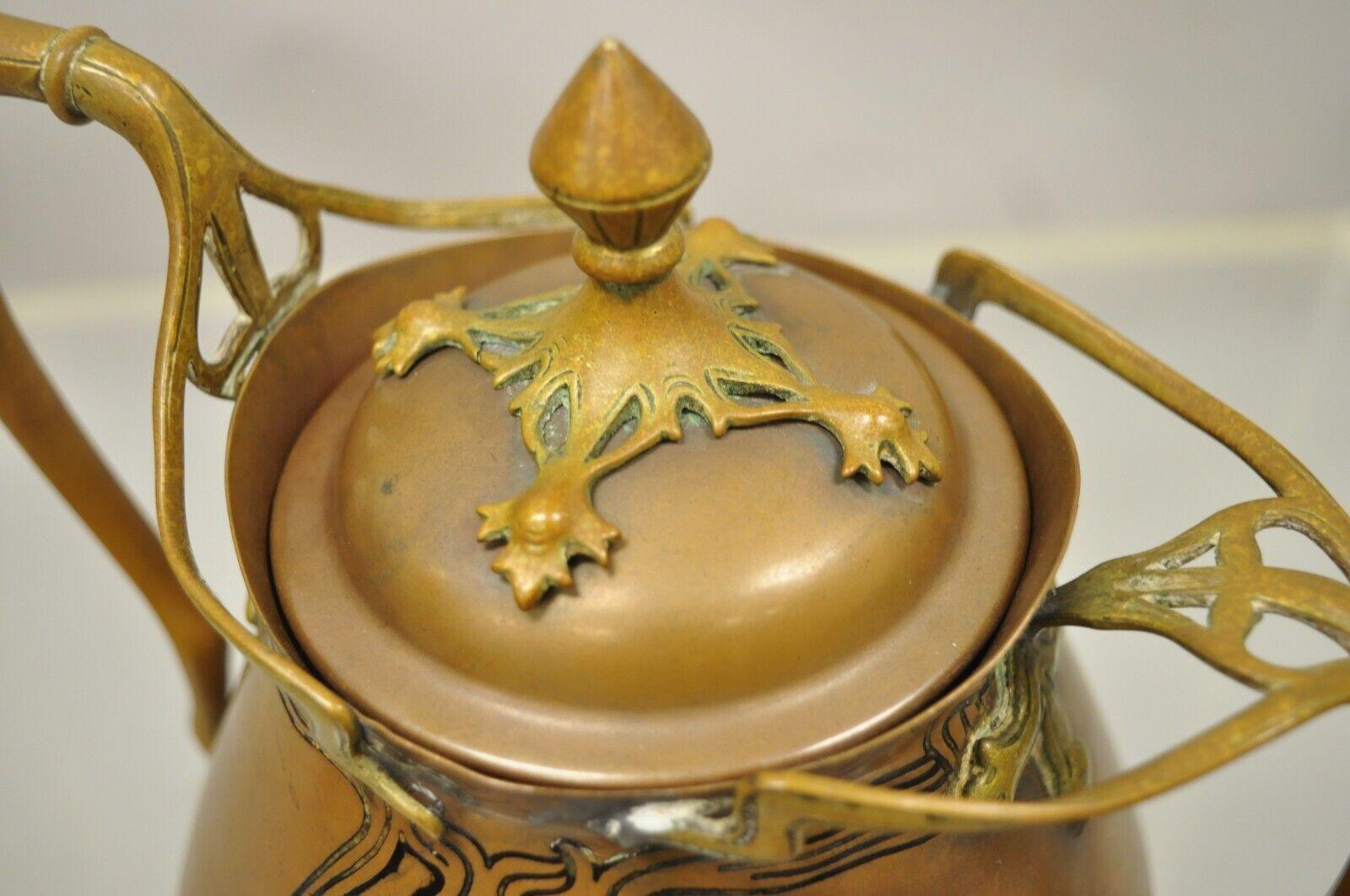 Service à thé allemand Art Nouveau en cuivre Carl Deffner, 4 pièces Bon état - En vente à Philadelphia, PA
