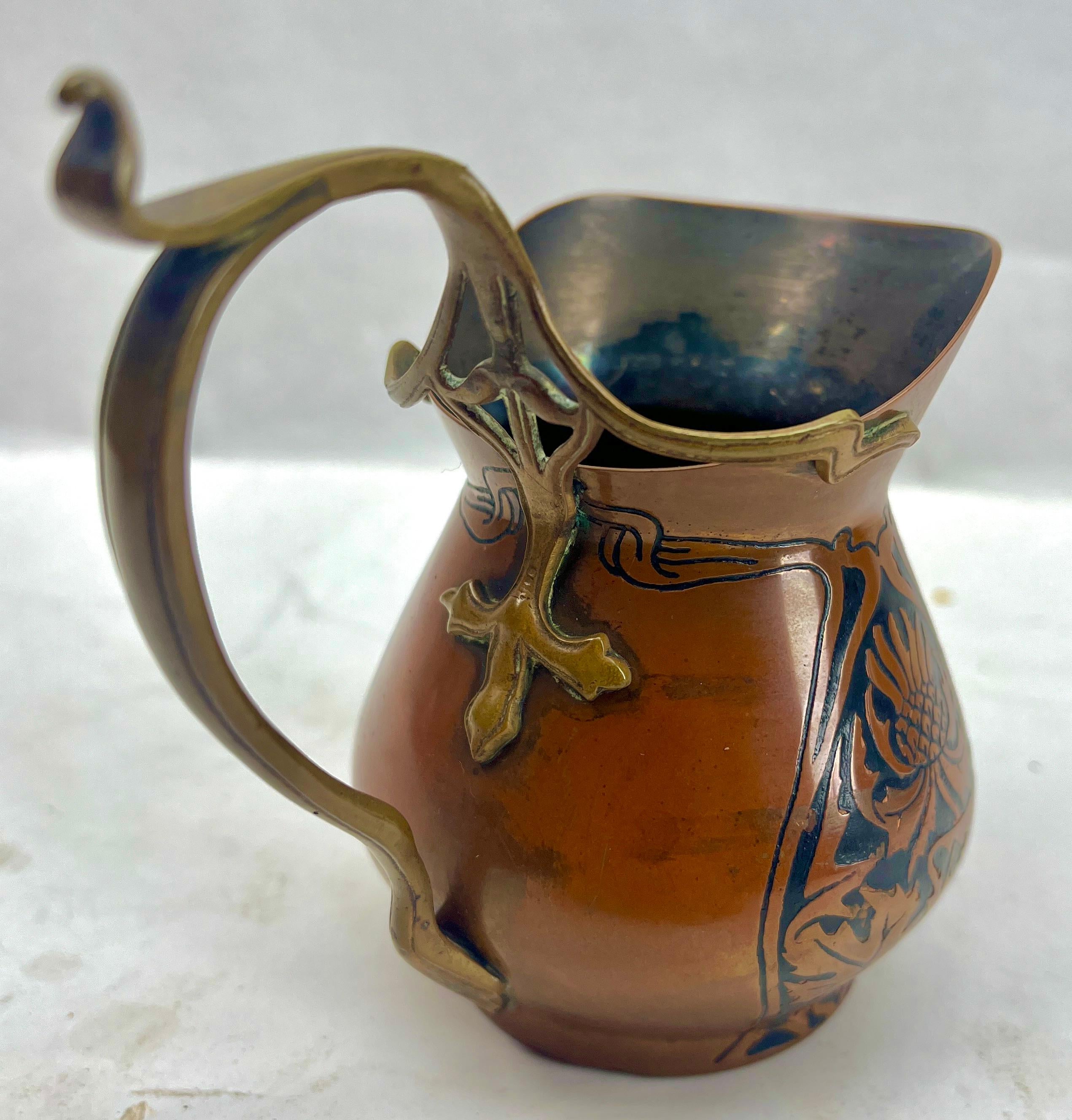 Carl Deffner, Esslingen Un tre pezzi in rame e ottone in stile Arts & Crafts.  circa 1900 in vendita 7