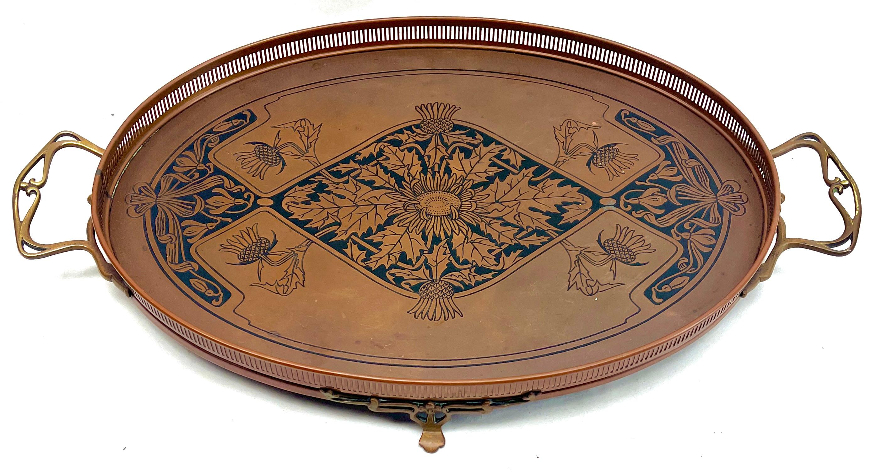 Carl Deffner, Esslingen Un tre pezzi in rame e ottone in stile Arts & Crafts.  circa 1900 In condizioni buone in vendita a Verviers, BE
