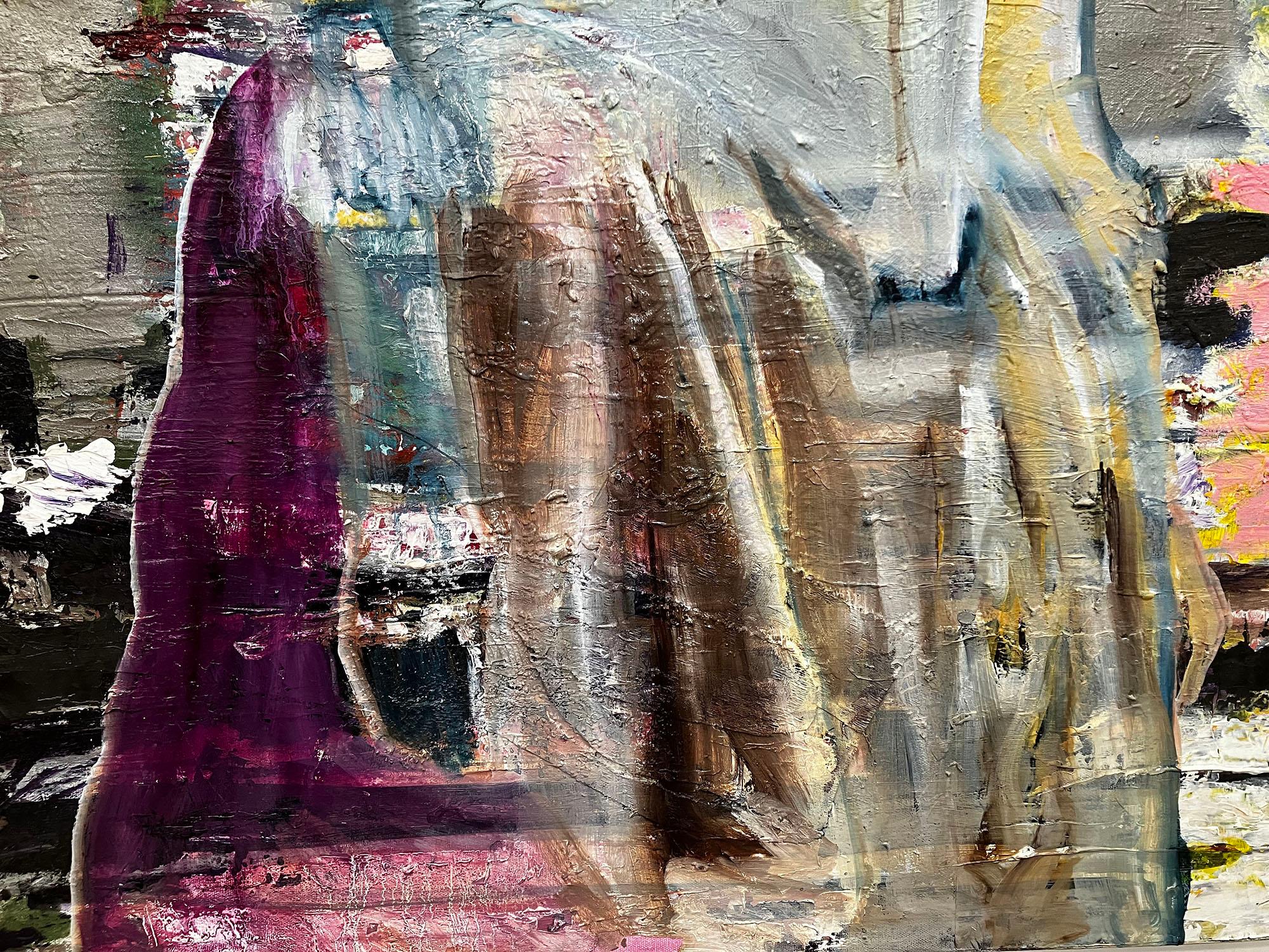 Un poco Fantasma, color apagado figura femenina vestido histórico grueso y transparente - Figurative Painting Gris de C. Dimitri