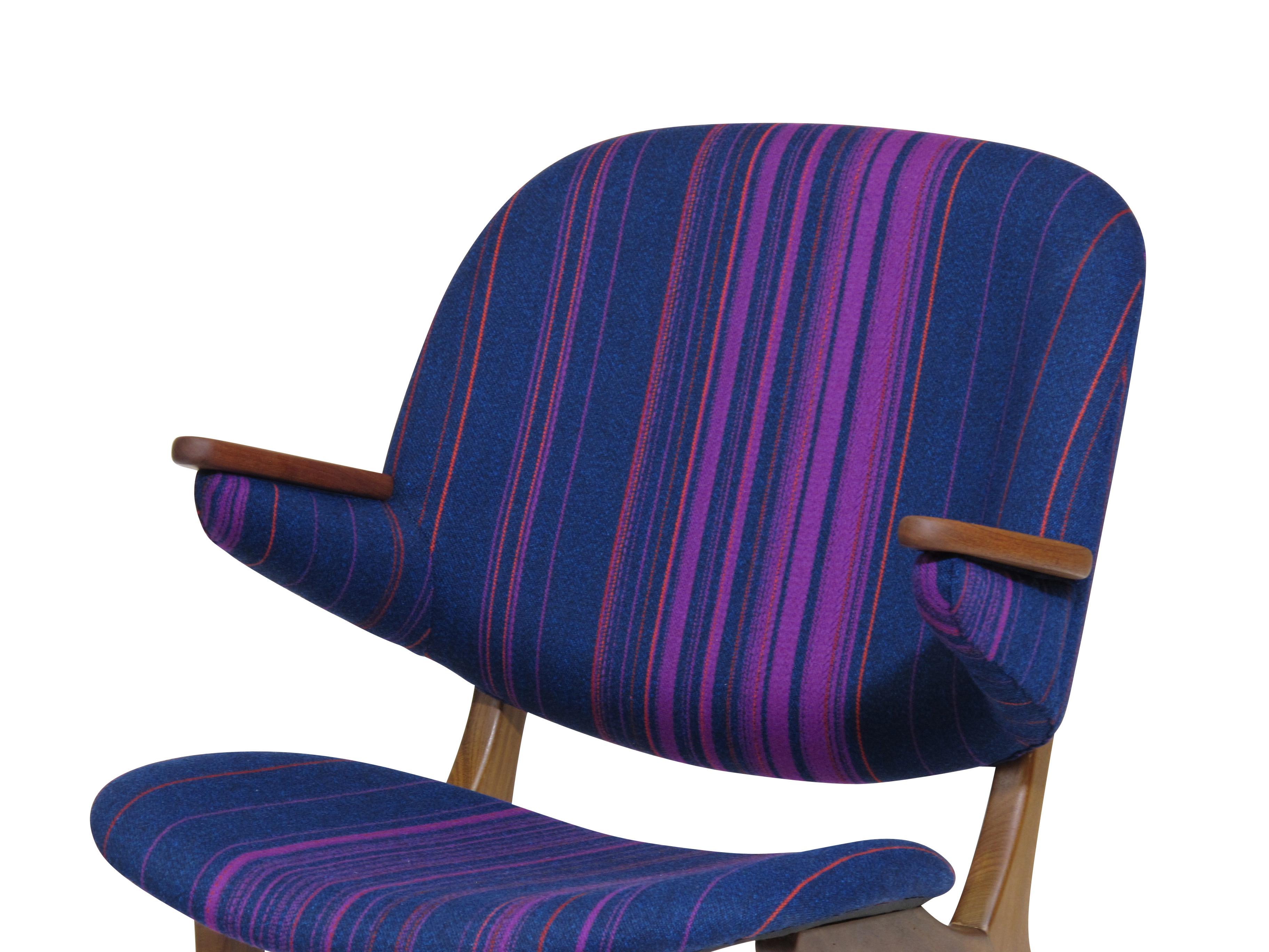 Carl Edward Matthes Danish Teak Lounge Chairs, a Pair 4