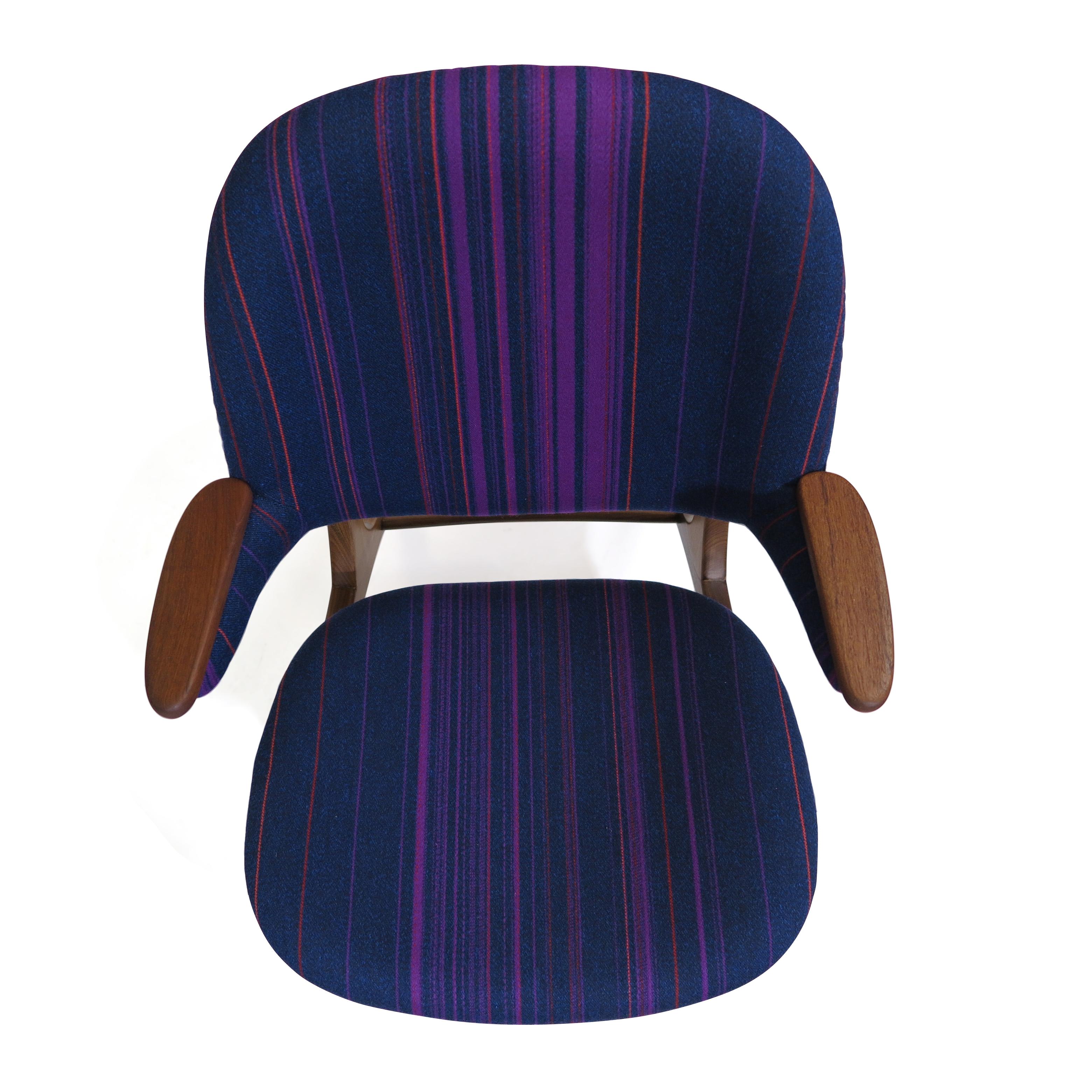 Carl Edward Matthes Danish Teak Lounge Chairs, a Pair 1