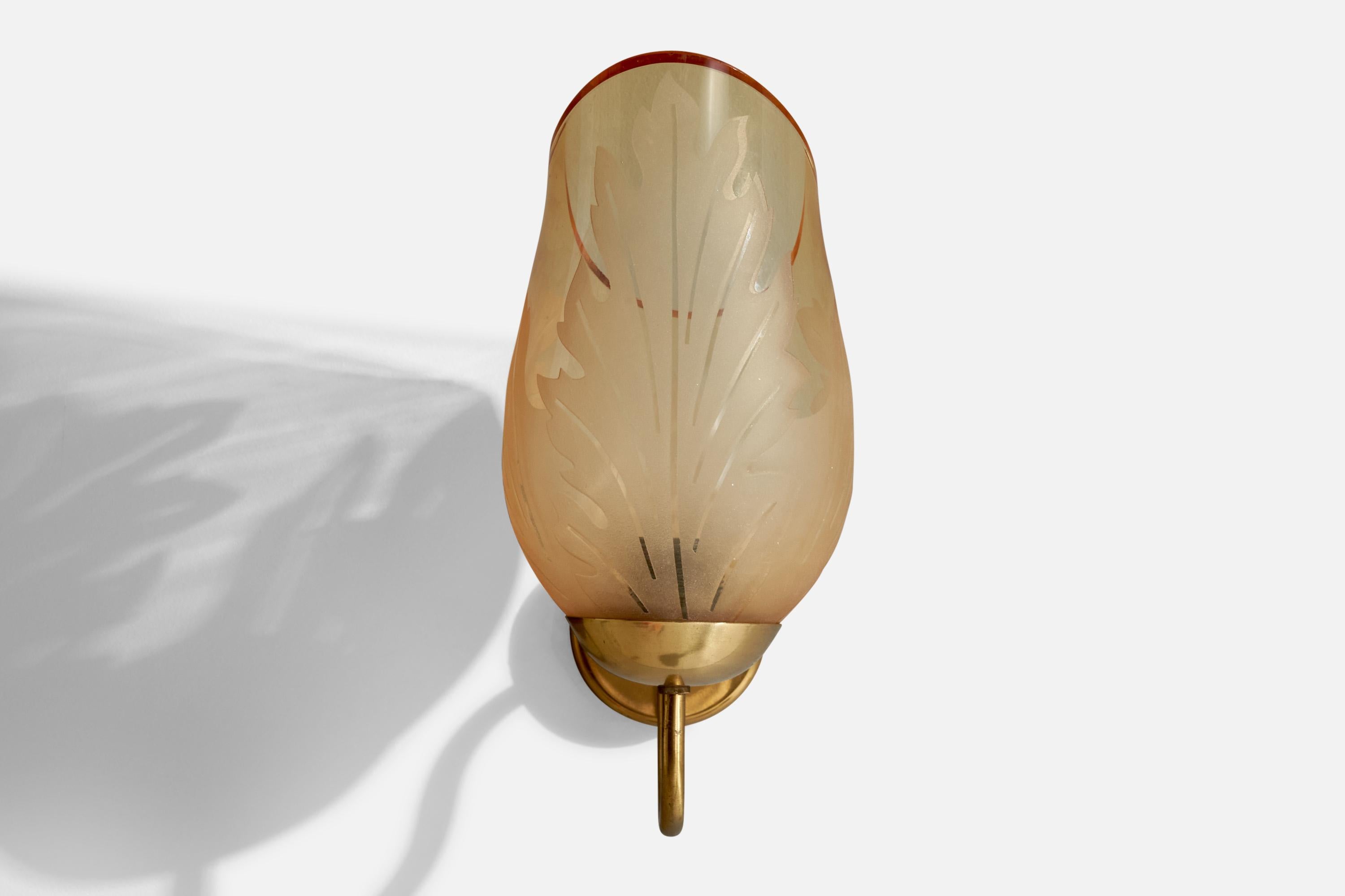 Carl Erik Bodén, Wall Lights, Brass, Glass, Sweden, 1940s In Good Condition In High Point, NC