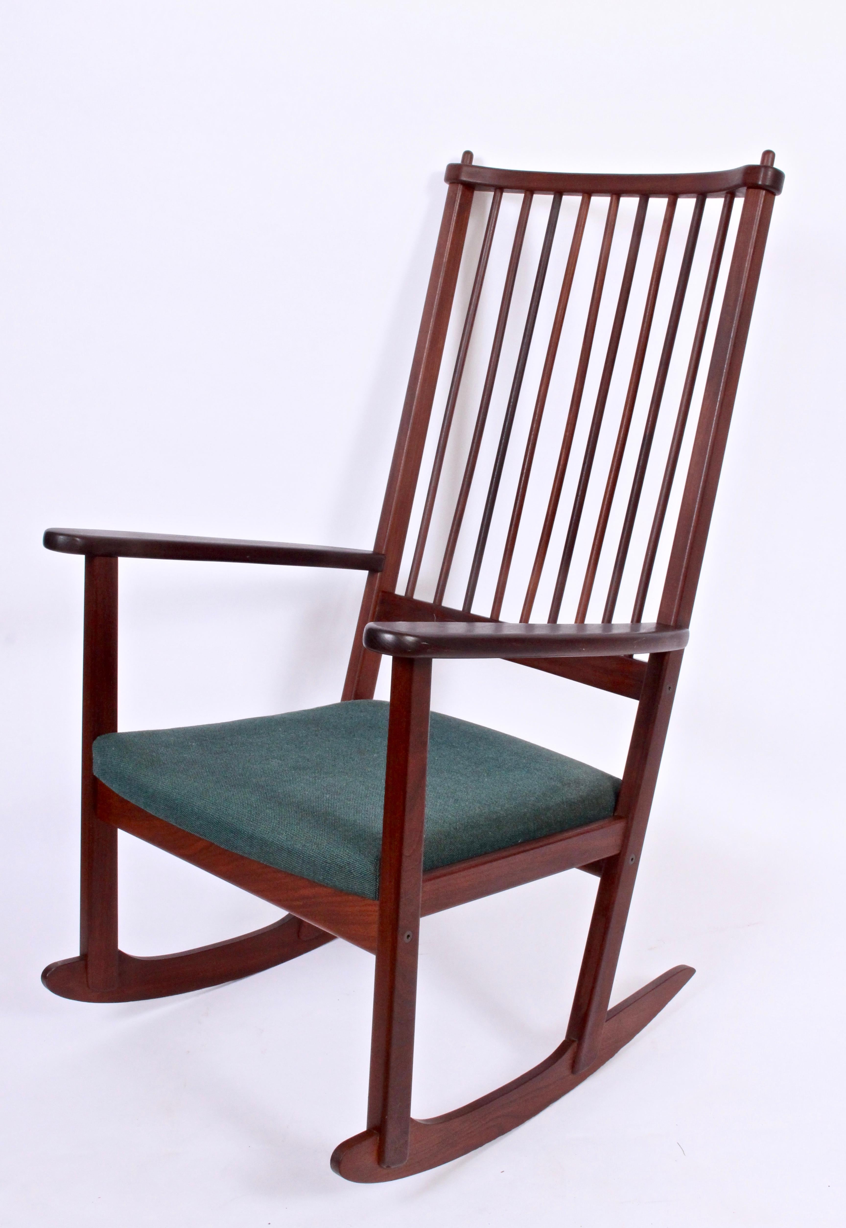 Ynge Ekstrom Rosewood Rocking Chair, 1960s For Sale 1