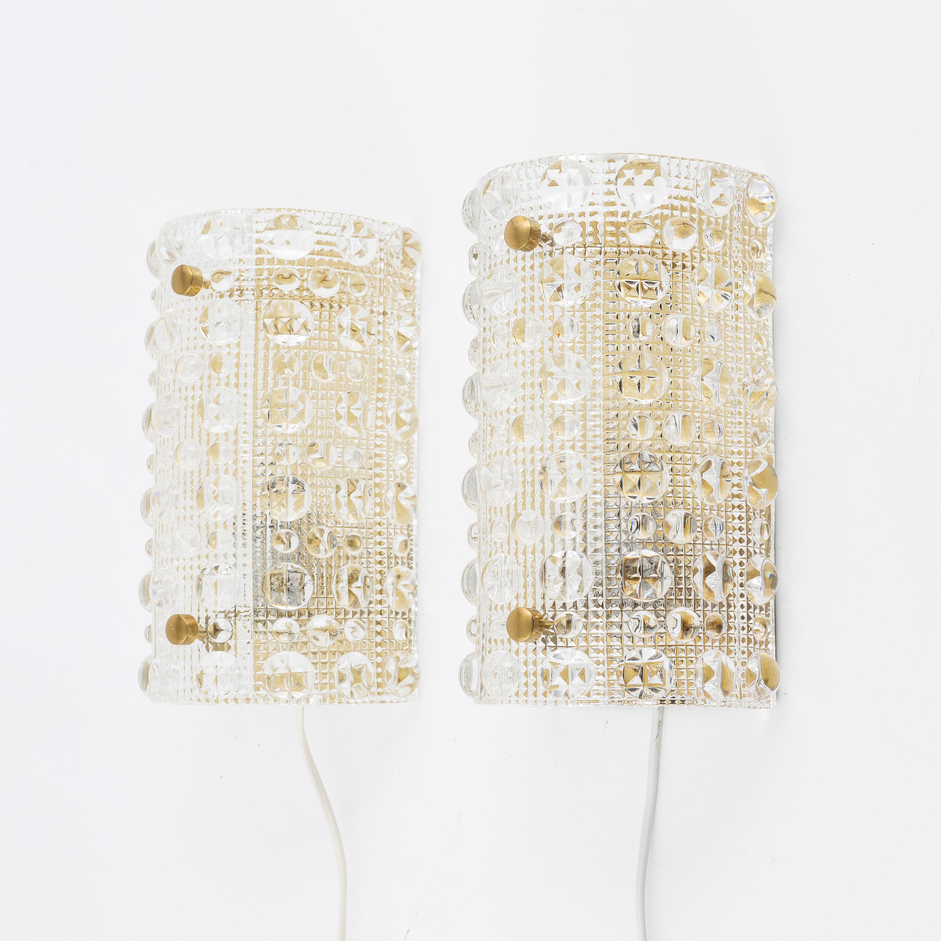 Carl Fagerlund, a Pair of Glass Wall Lights for Lyfa, Orrefors Sweden, 1960 In Good Condition For Sale In Paris, FR
