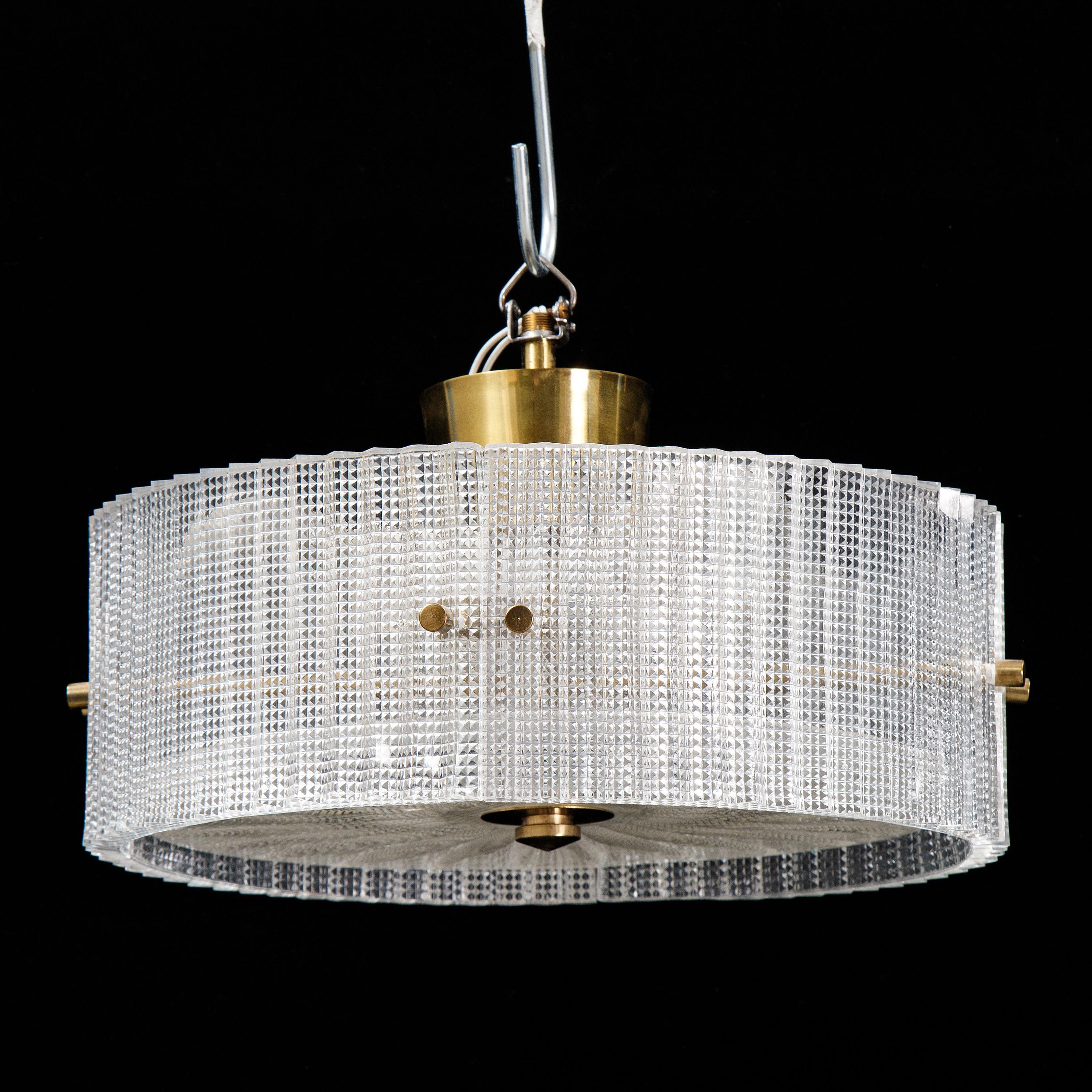 Svedese Lampada da soffitto di Carl Fagerlund per Orrefors in vetro e ottone, Svezia, 1960 in vendita