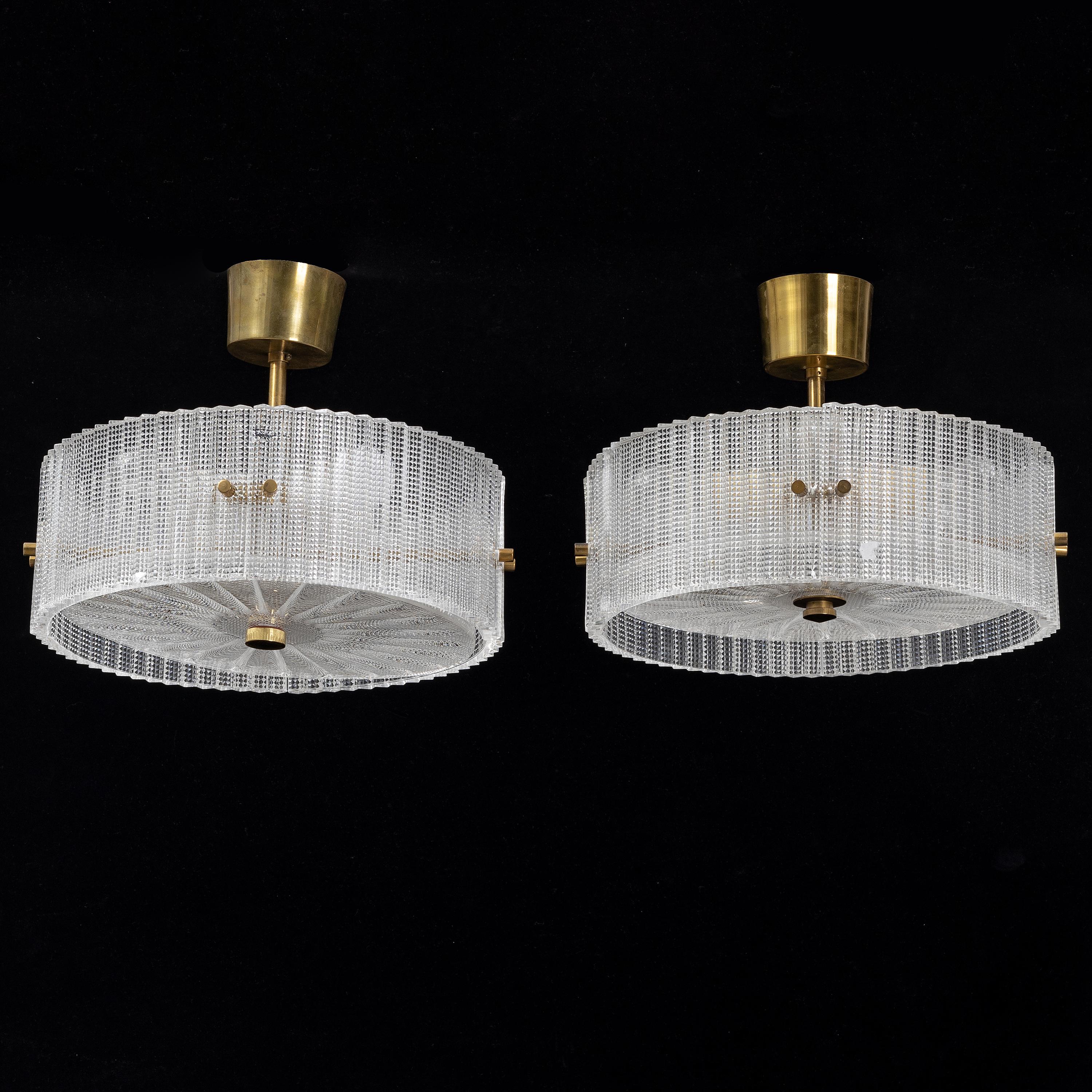 XX secolo Lampada da soffitto di Carl Fagerlund per Orrefors in vetro e ottone, Svezia, 1960 in vendita