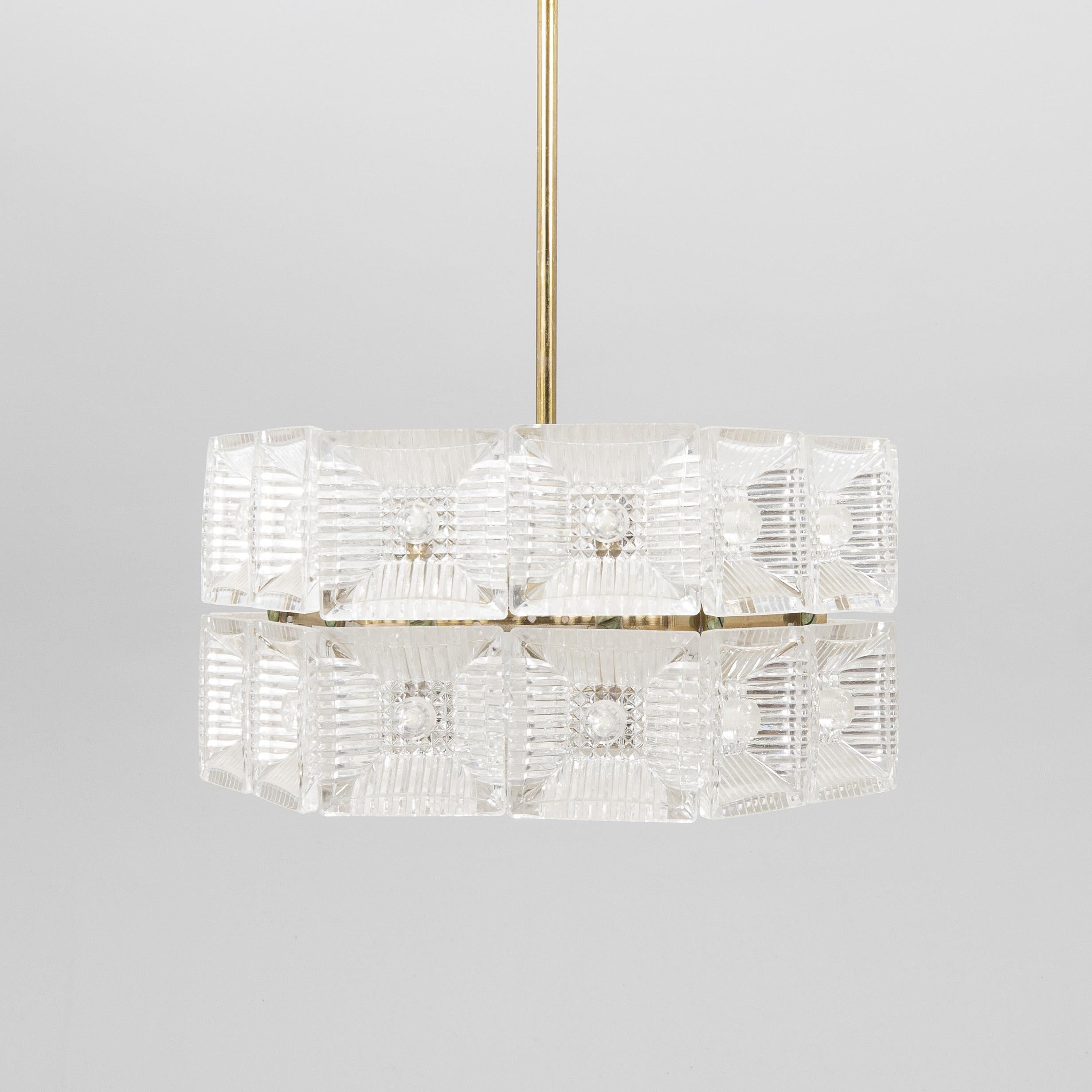 Carl Fagerlund Crystal Glass and Brass Pendant Light for Orrefors, Sweden, 1960 In Good Condition For Sale In Paris, FR