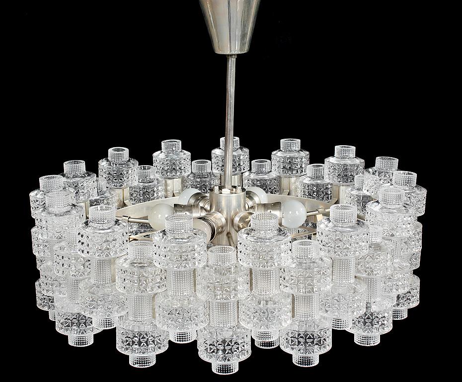 Carl Fagerlund for Orrefors Glass Chandelier In Excellent Condition For Sale In New York, NY