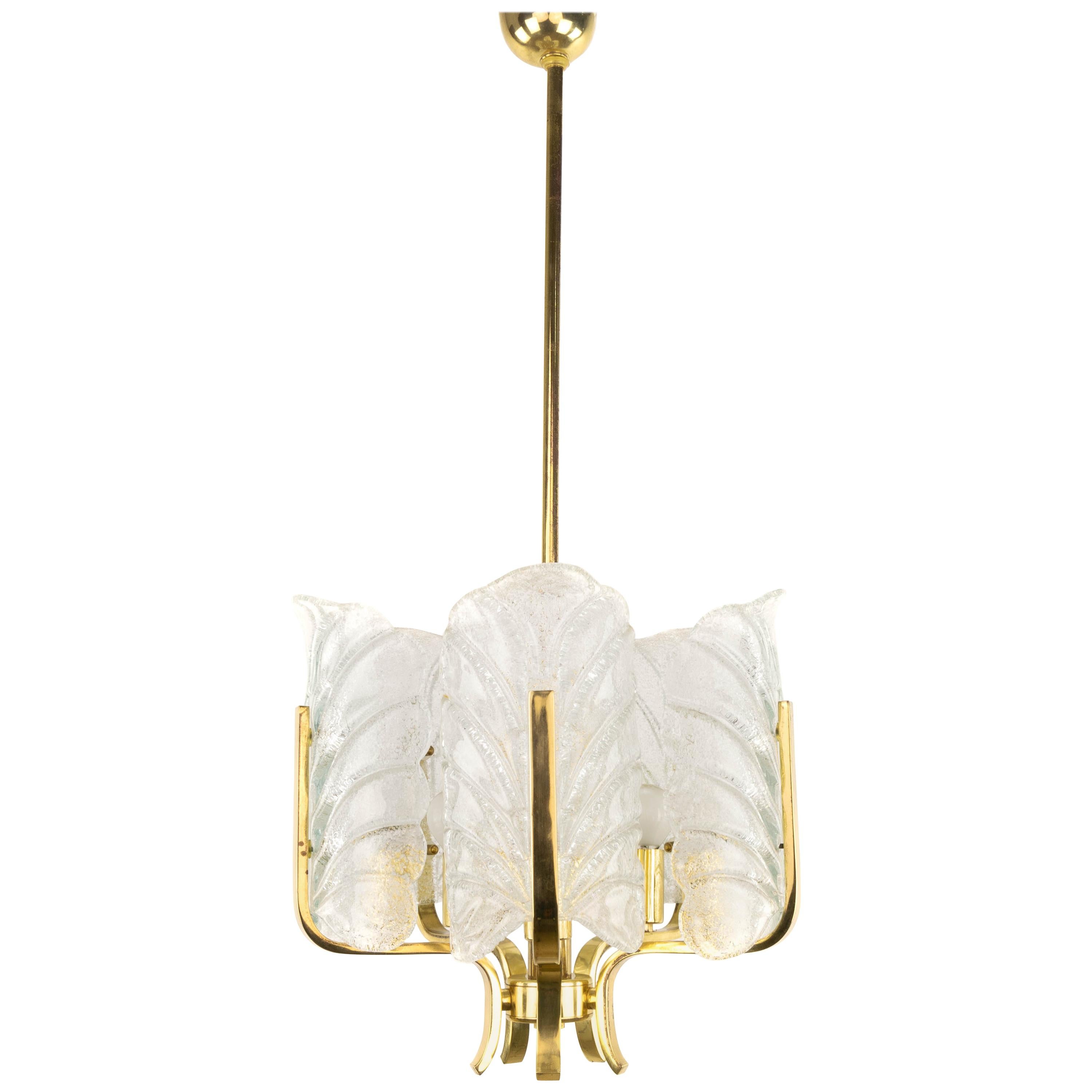 Lustre Carl Fagerlund en feuilles de verre et acier doré:: Orrefors:: Suède 1960