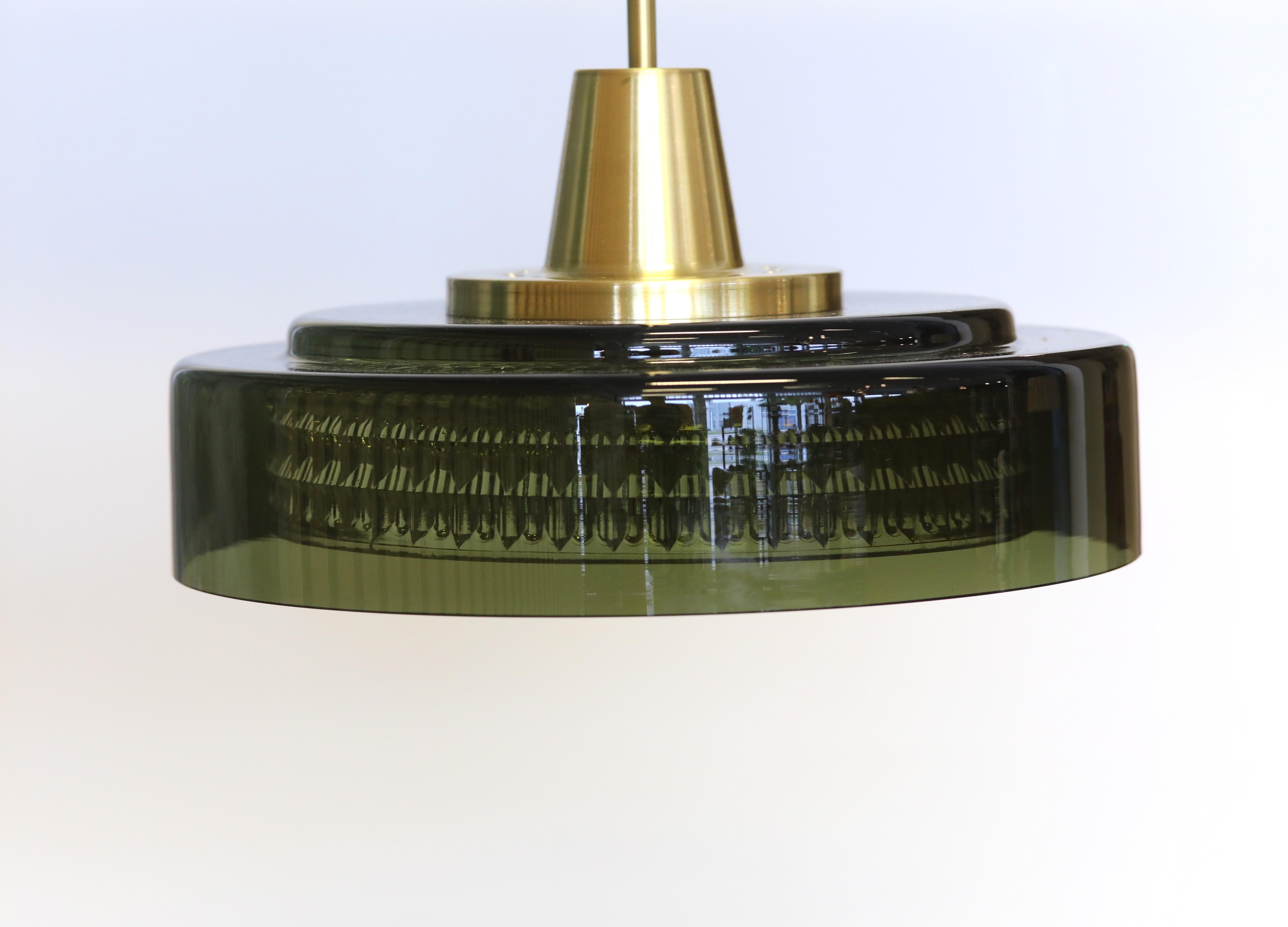 Carl Fagerlund Orrefors ceiling lamp in green glass 60s 1
