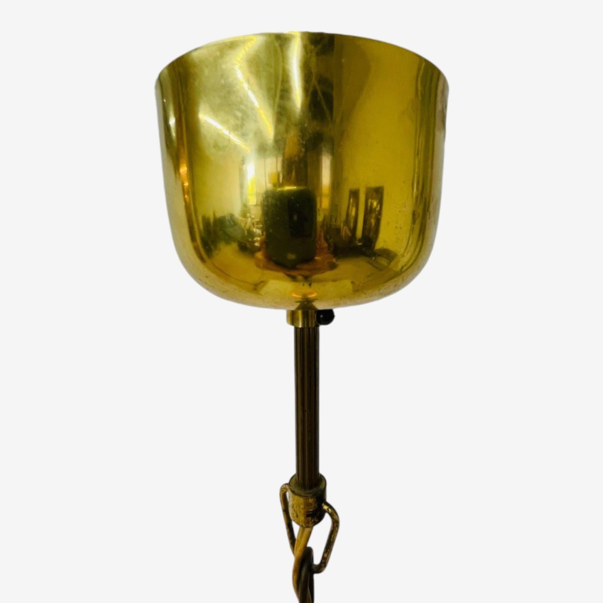 Ottone Carl Fagerlund, Lampada a sospensione moderna svedese, vetro testurizzato, Svezia, anni '40 in vendita