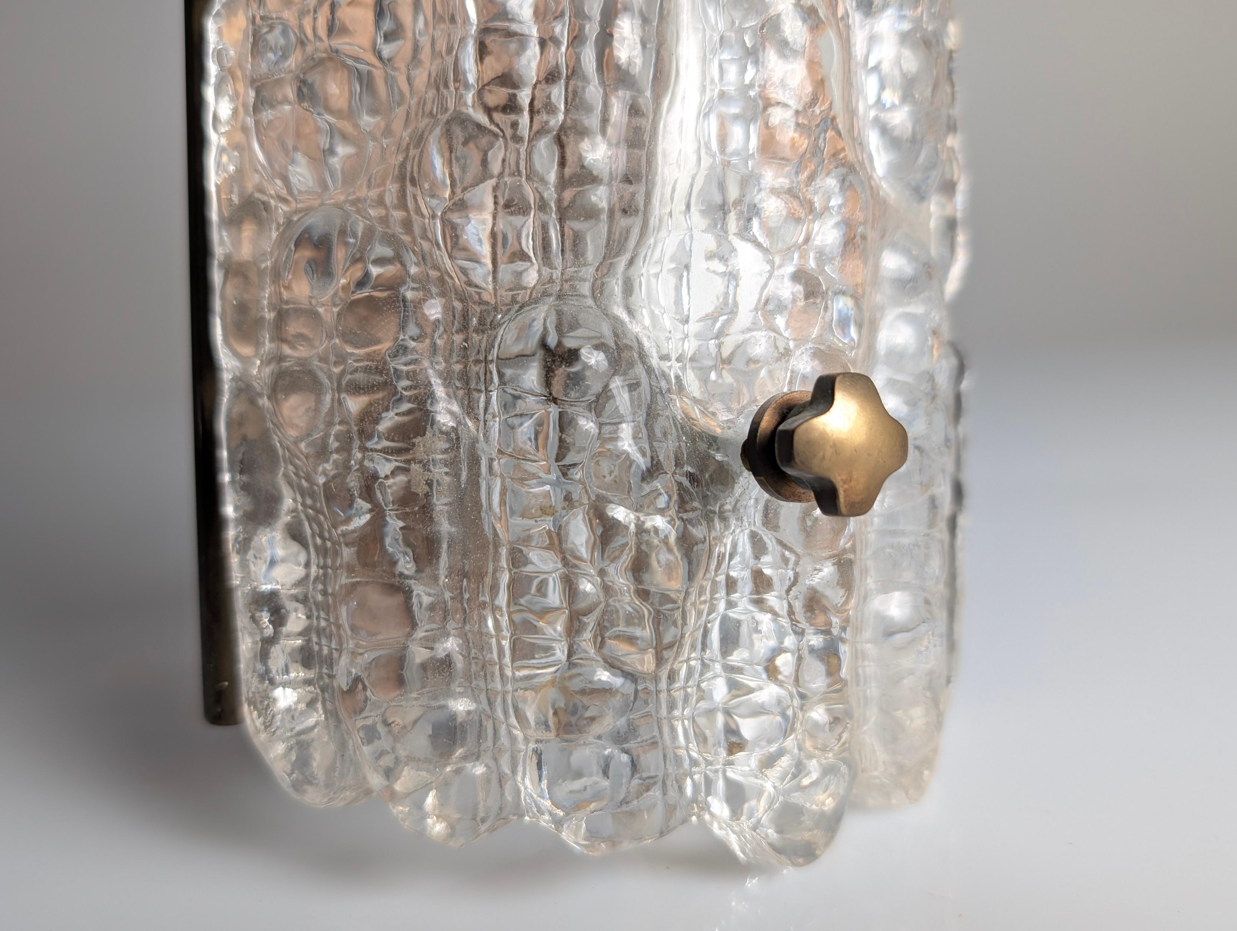 Aplique de pared de cristal texturado Carl Fagerlund Años 60 Sueco en venta