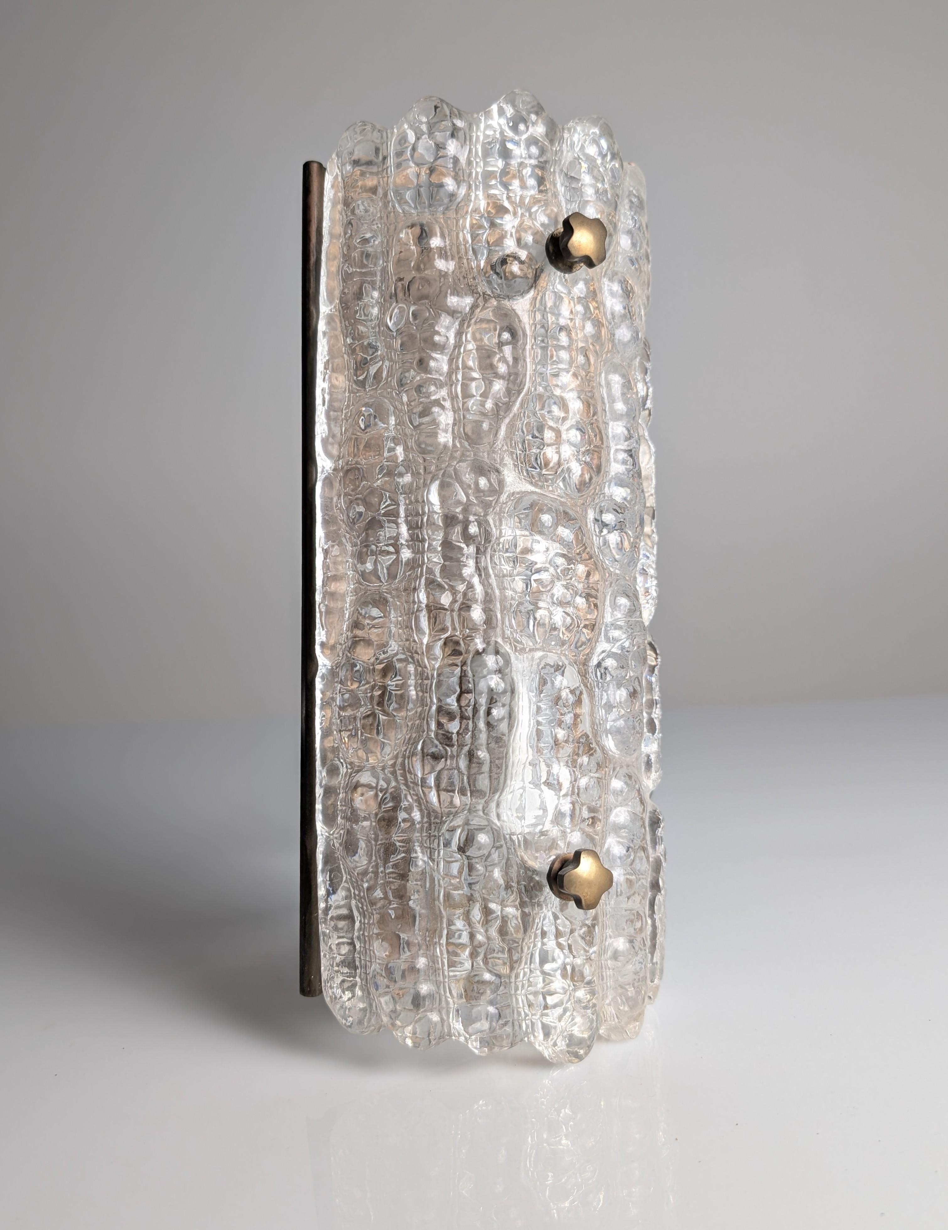 Aplique de pared de cristal texturado Carl Fagerlund Años 60 mediados del siglo XX en venta