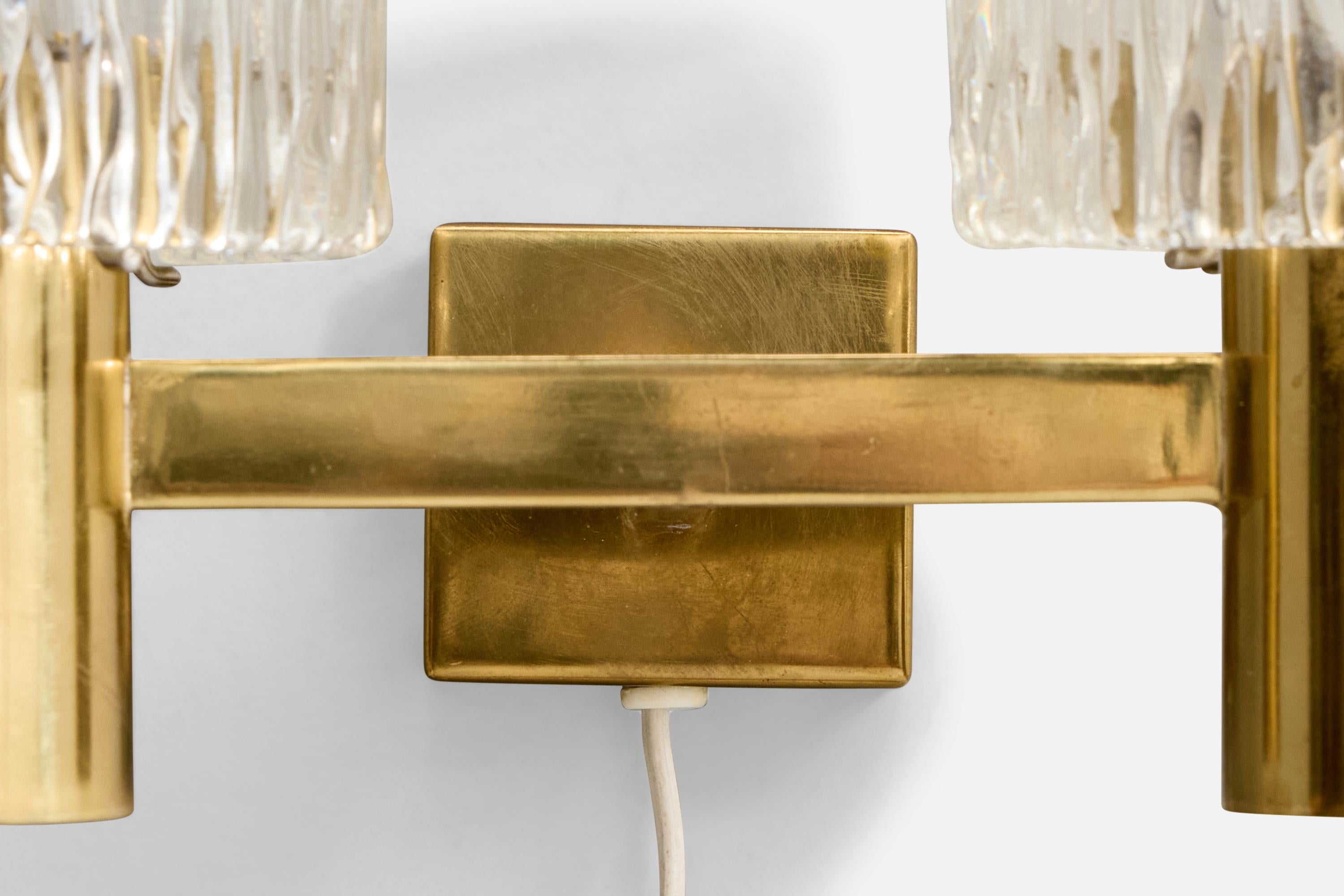 Laiton Carl Fagerlund, applique murale, laiton, verre, Suède, années 1960 en vente