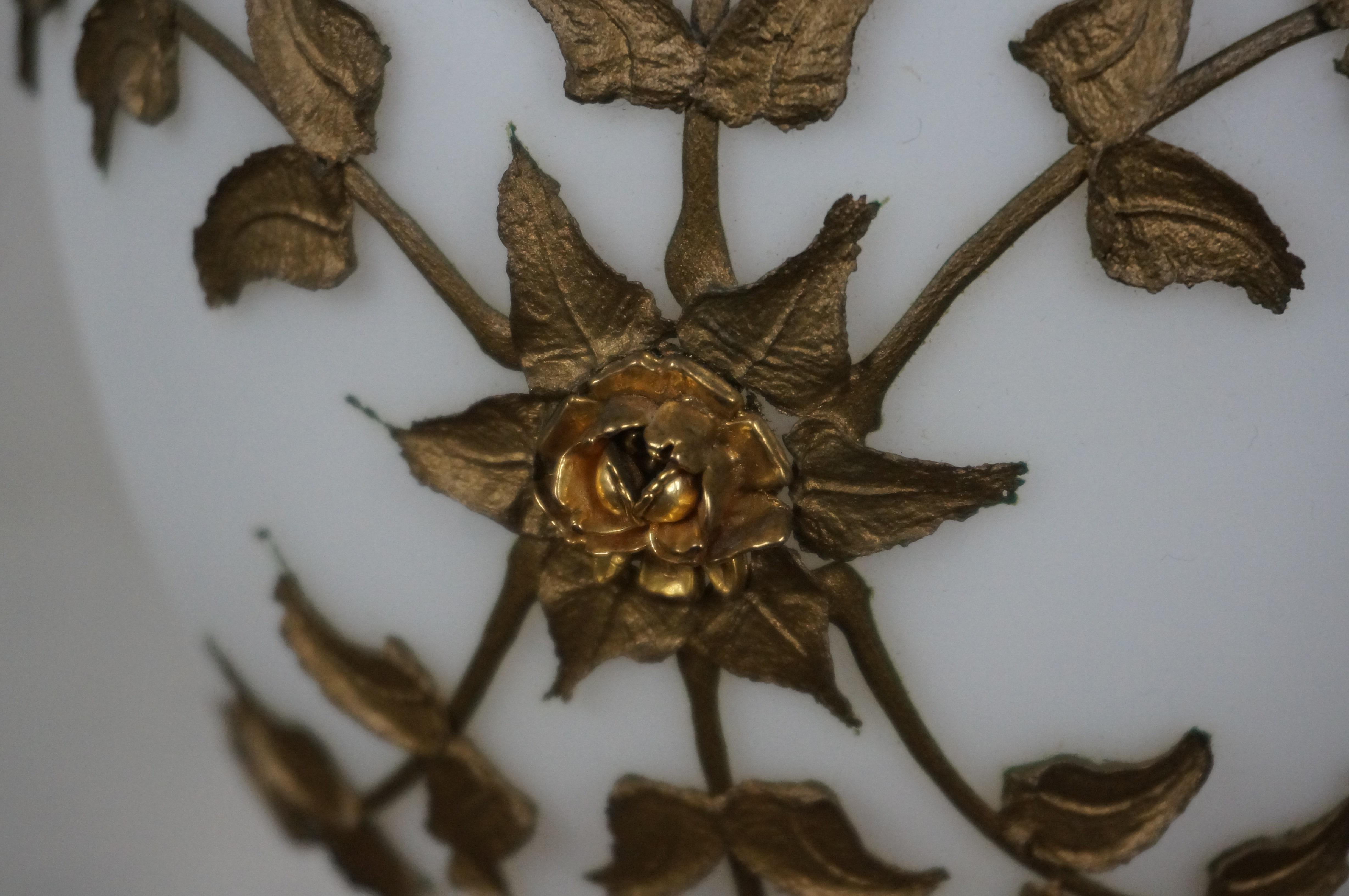 Carl Falkenstein Hollywood Regency lampe de table à fleurs en verre dépoli et bronze 29 pouces en vente 3