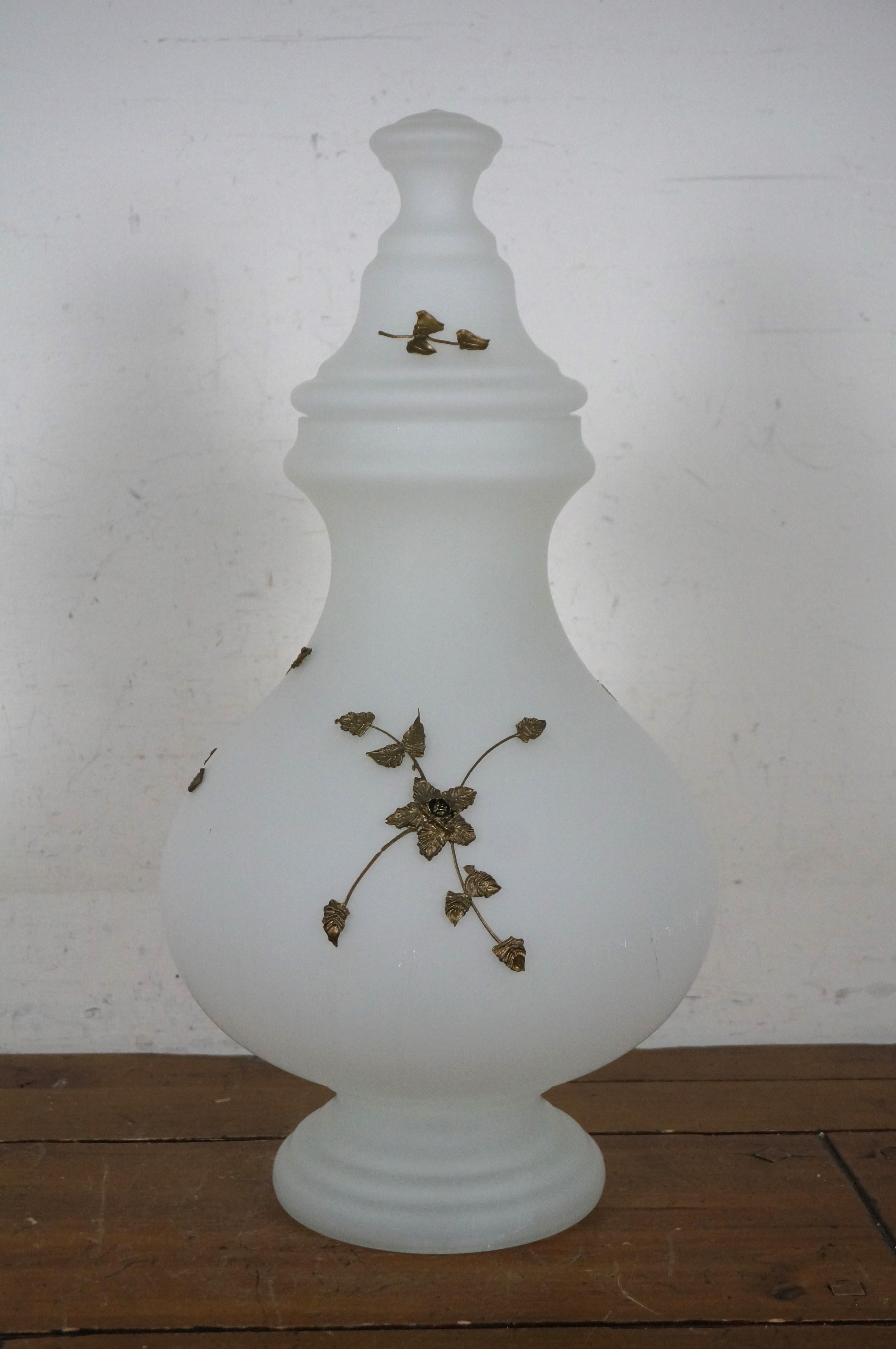 Carl Falkenstein Vaso ornamentale in vetro smerigliato e bronzo della metà del secolo scorso 21