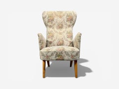 Carl Gustaf Hiort af Ornäs, Armchair, Fabric, Lacquered Wood, Finland, 1940s