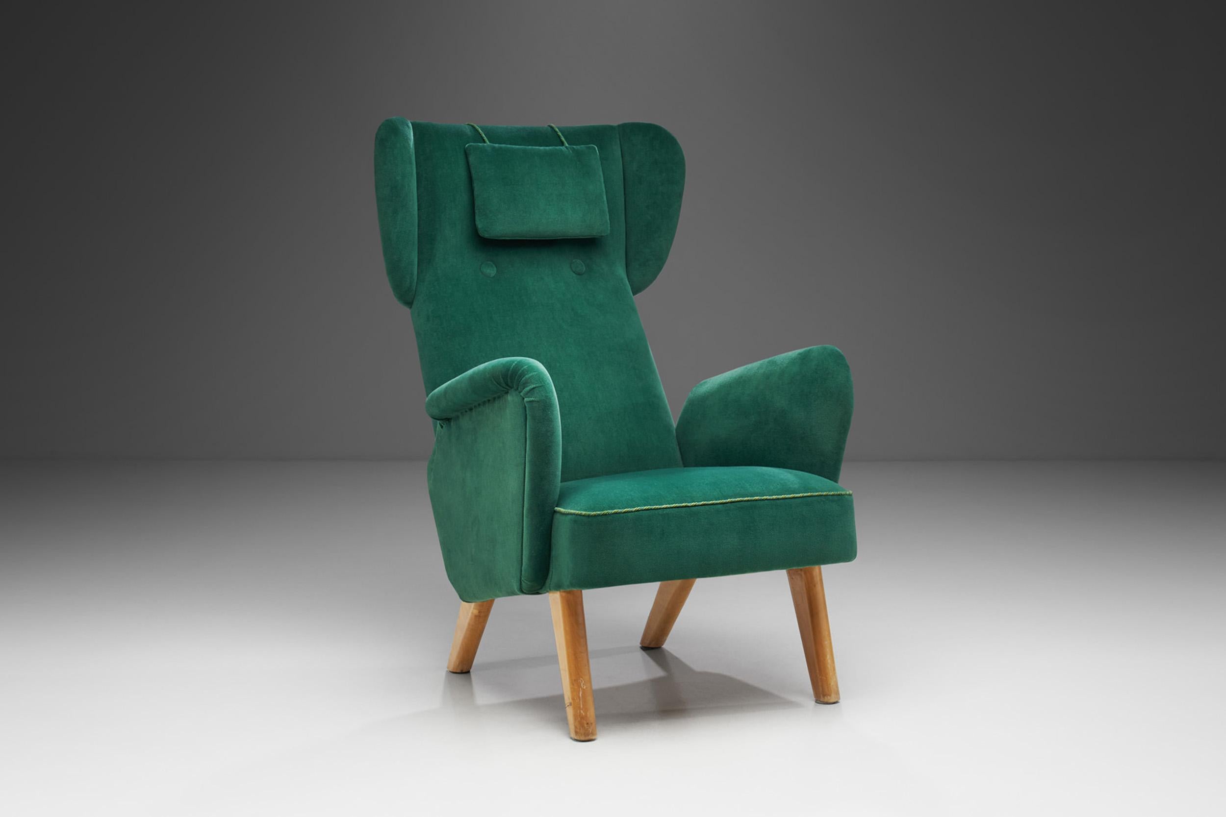 The seating designs of the architect/designer, Carl Gustaf Hiort Af Ornäs, have been gradually more and more recognized world-wide, which resulted in the recent exhibition titled “Forgotten Ornäs”. His designs, including this armchair, are defined