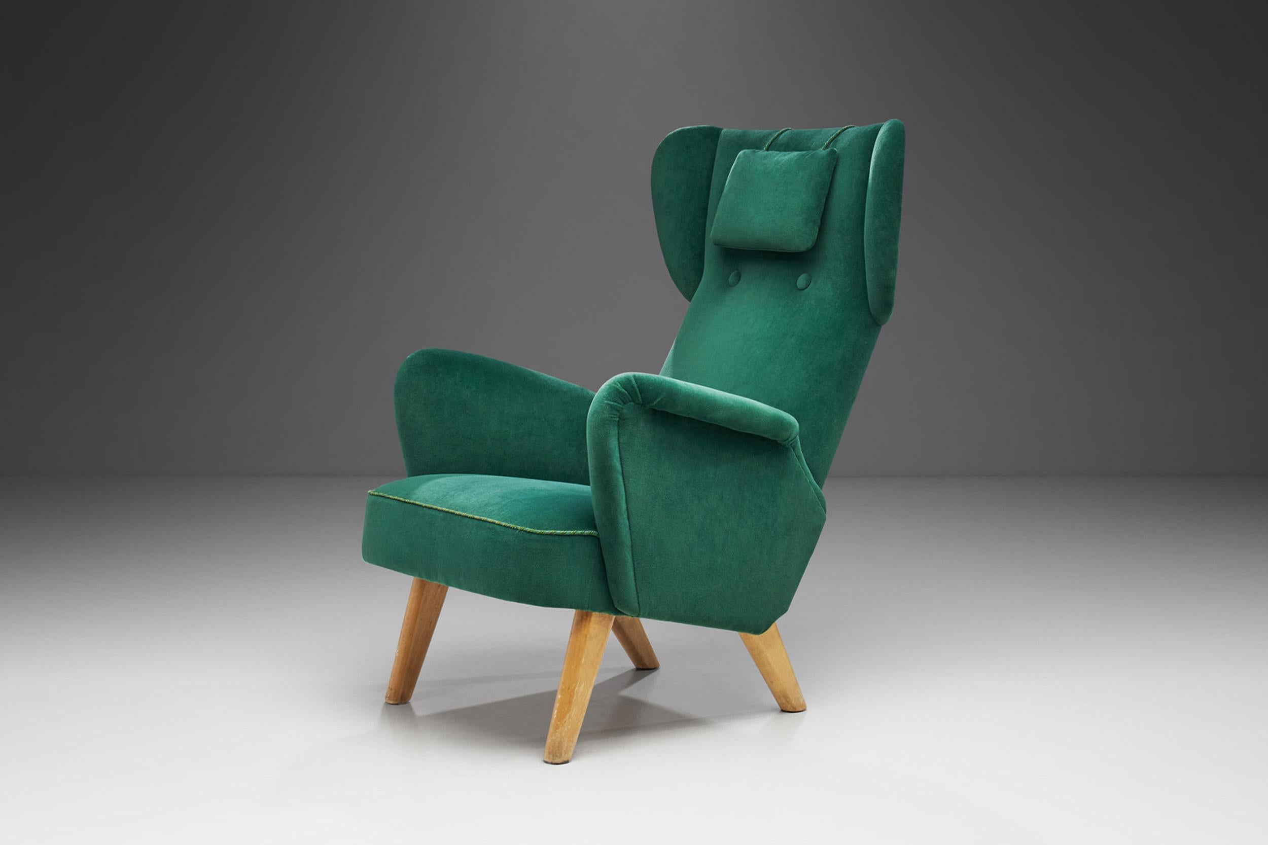 Scandinavian Modern Carl Gustaf Hiort Af Ornäs Armchair for Hiort Tuote Puunveisto, Finland Mid-1940 For Sale