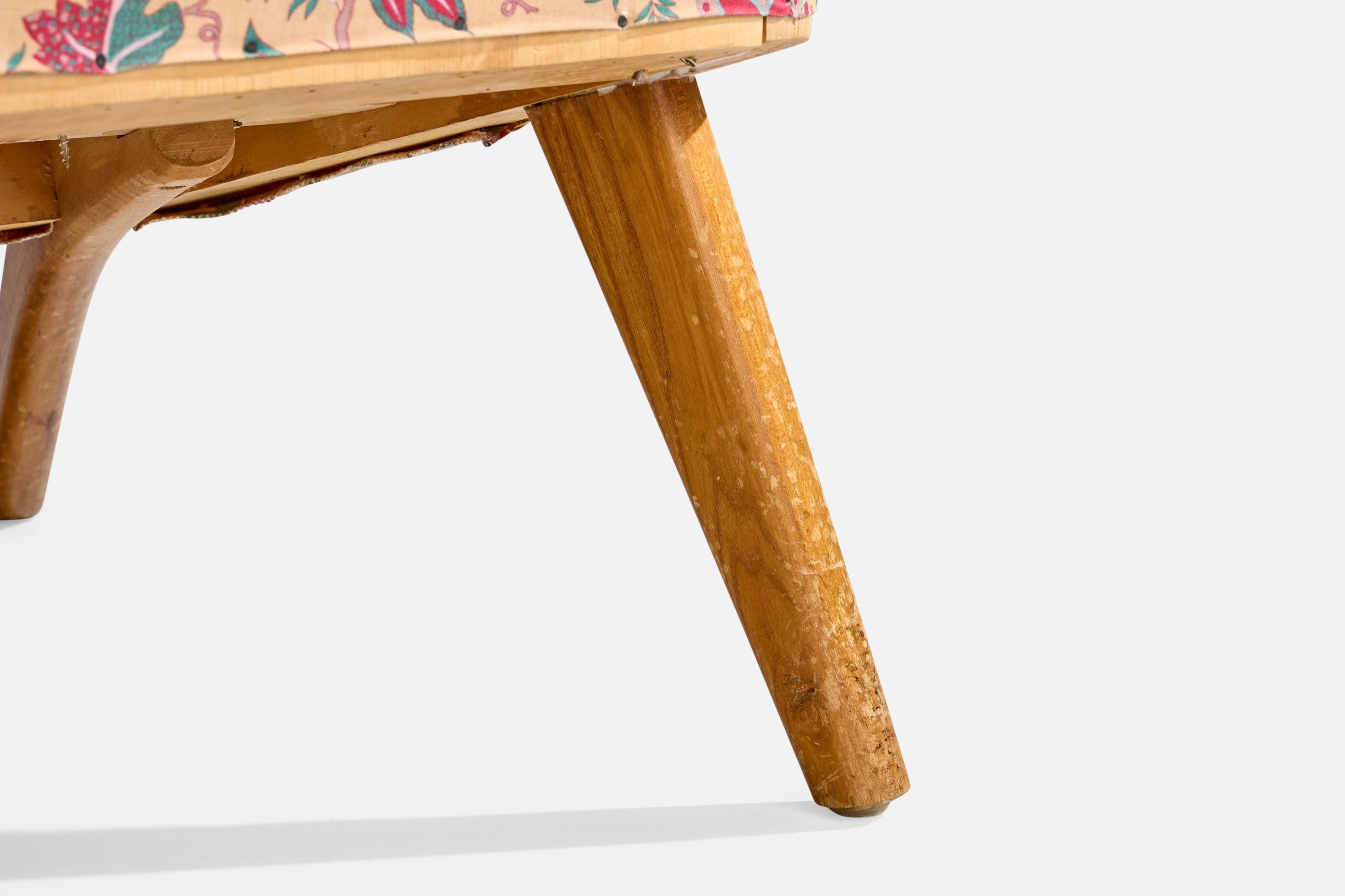 Carl Gustaf Hiort Af Ornäs, Lounge Chair, Wood, Fabric, Finland, 1950s For Sale 5