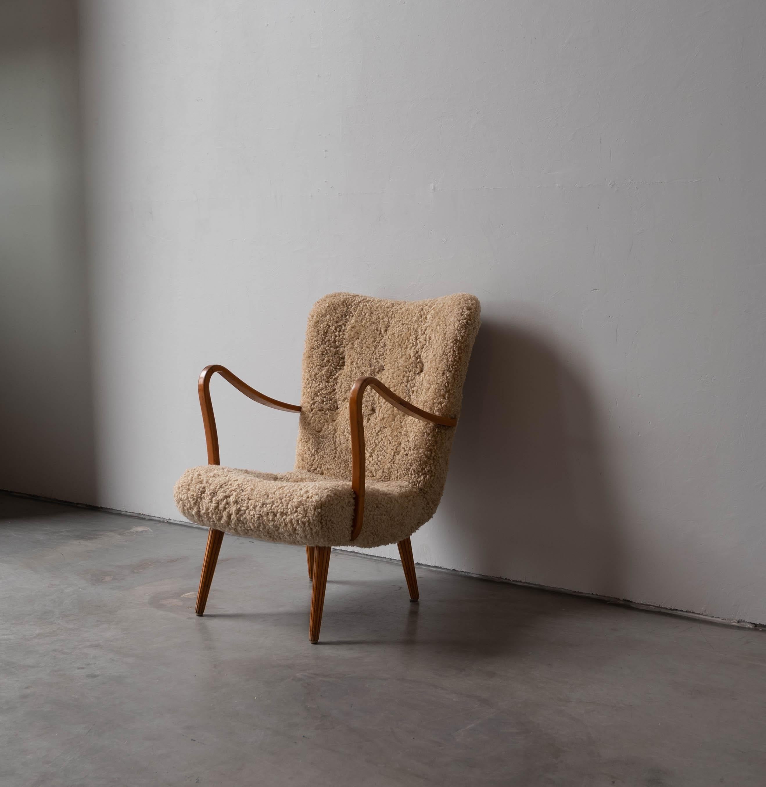 Carl Gustaf Hiort Af Ornäs, Lounge Chair, Wood, Sheepskin, Sweden, 1950s 4