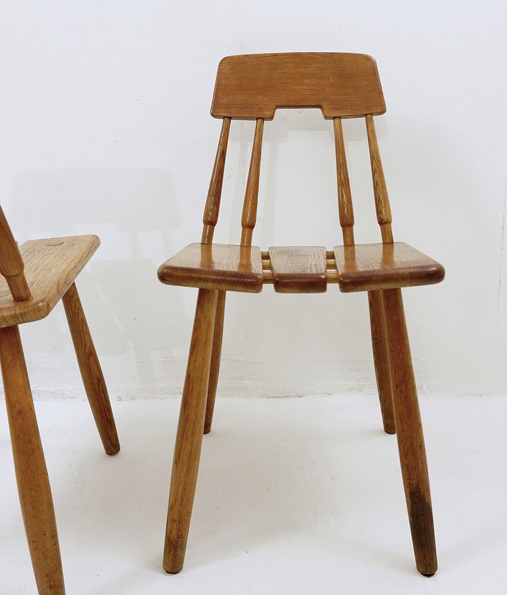Carl-Gustav Boulogner Chairs in Oak, Produced by Ab Bröderna Wigells Stolfabrik For Sale 2