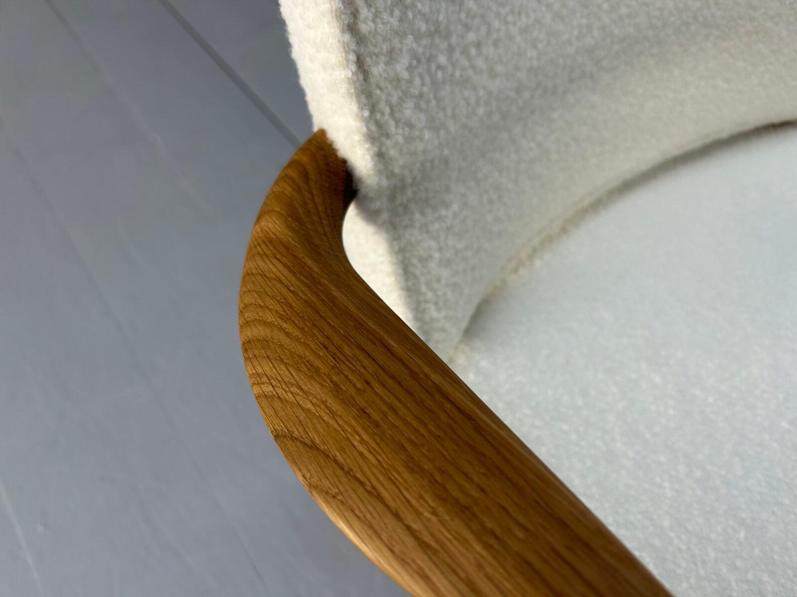 Fauteuil Monarch VLA61 de Carl Hansen, en laine Baru 7