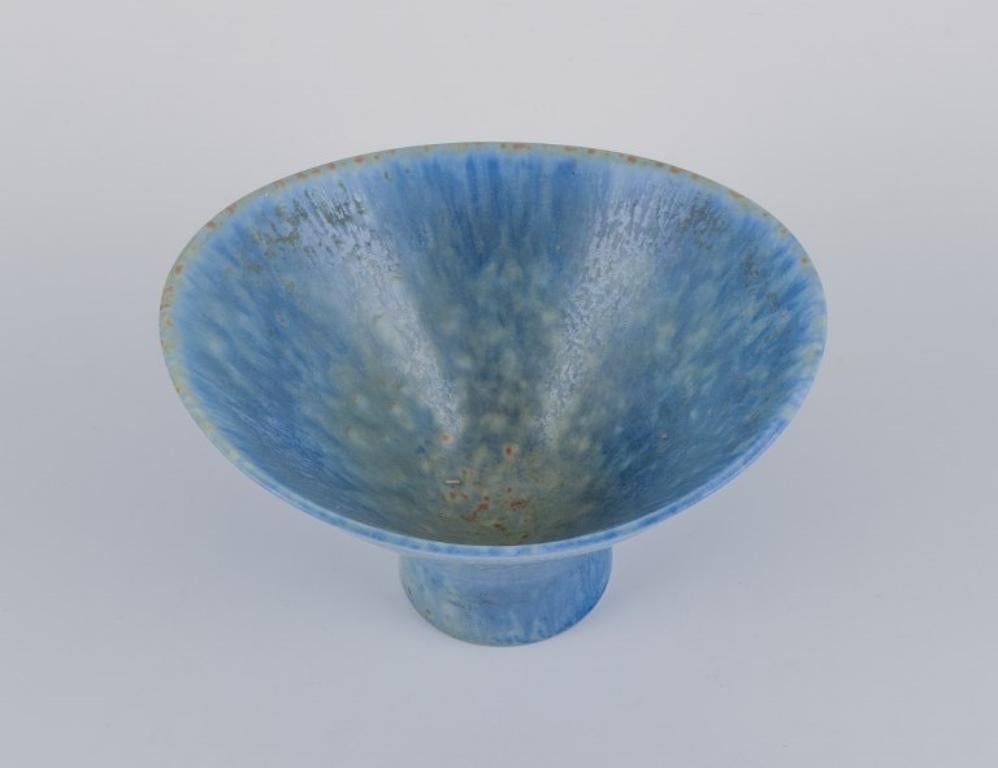 Swedish Carl Harry Ståhlane (1920-1990) for Rörstrand, ceramic bowl in shades of blue. For Sale
