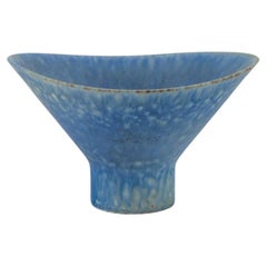 Carl Harry Ståhlane (1920-1990) for Rörstrand, ceramic bowl in shades of blue.