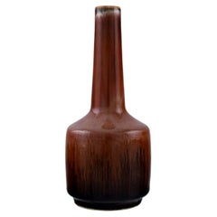 Carl Harry Stlhane pour Rrstrand. Vase à col étroit